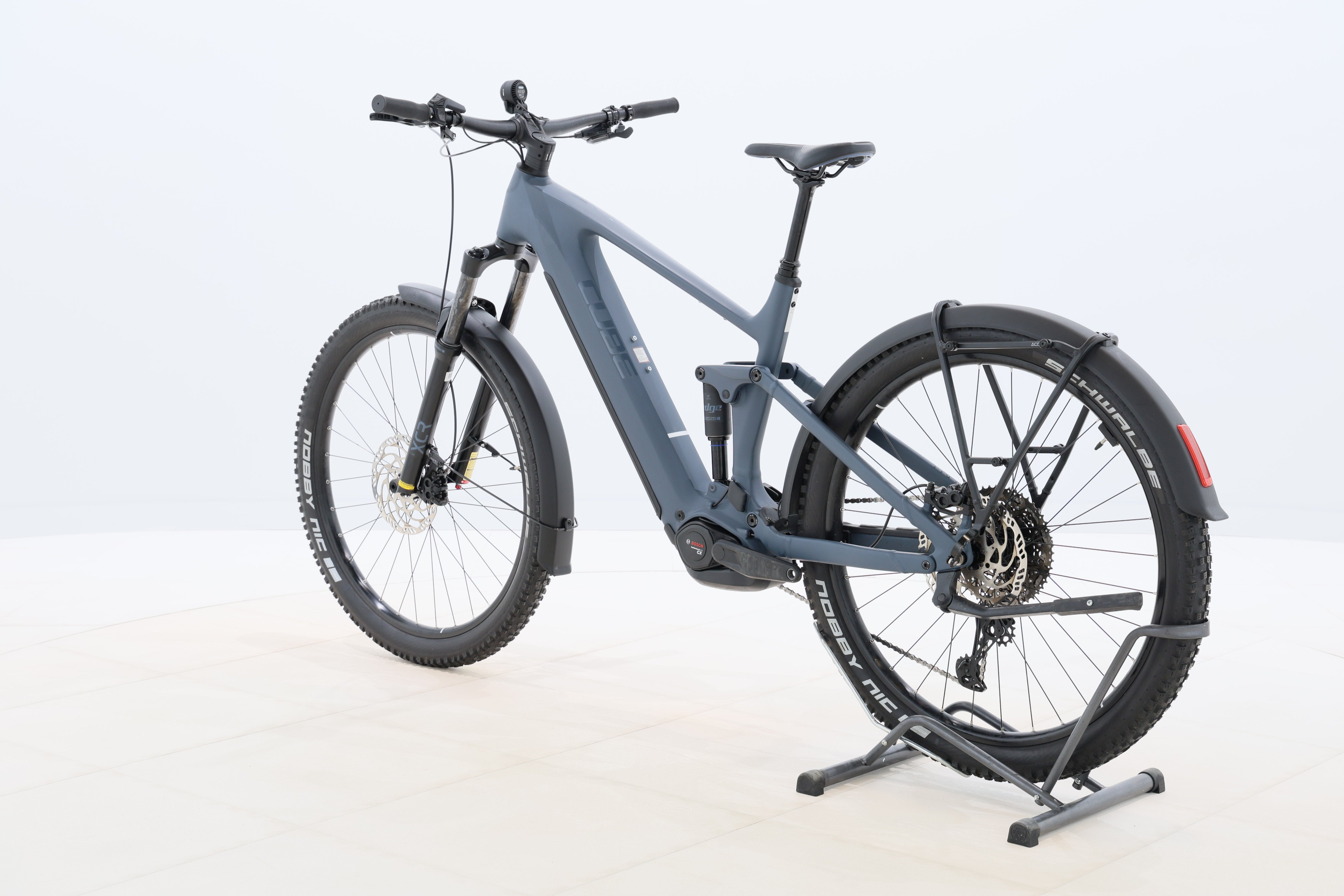 3f5cd1e7-e868-4bb9-b8c5-0ffb56fc099a