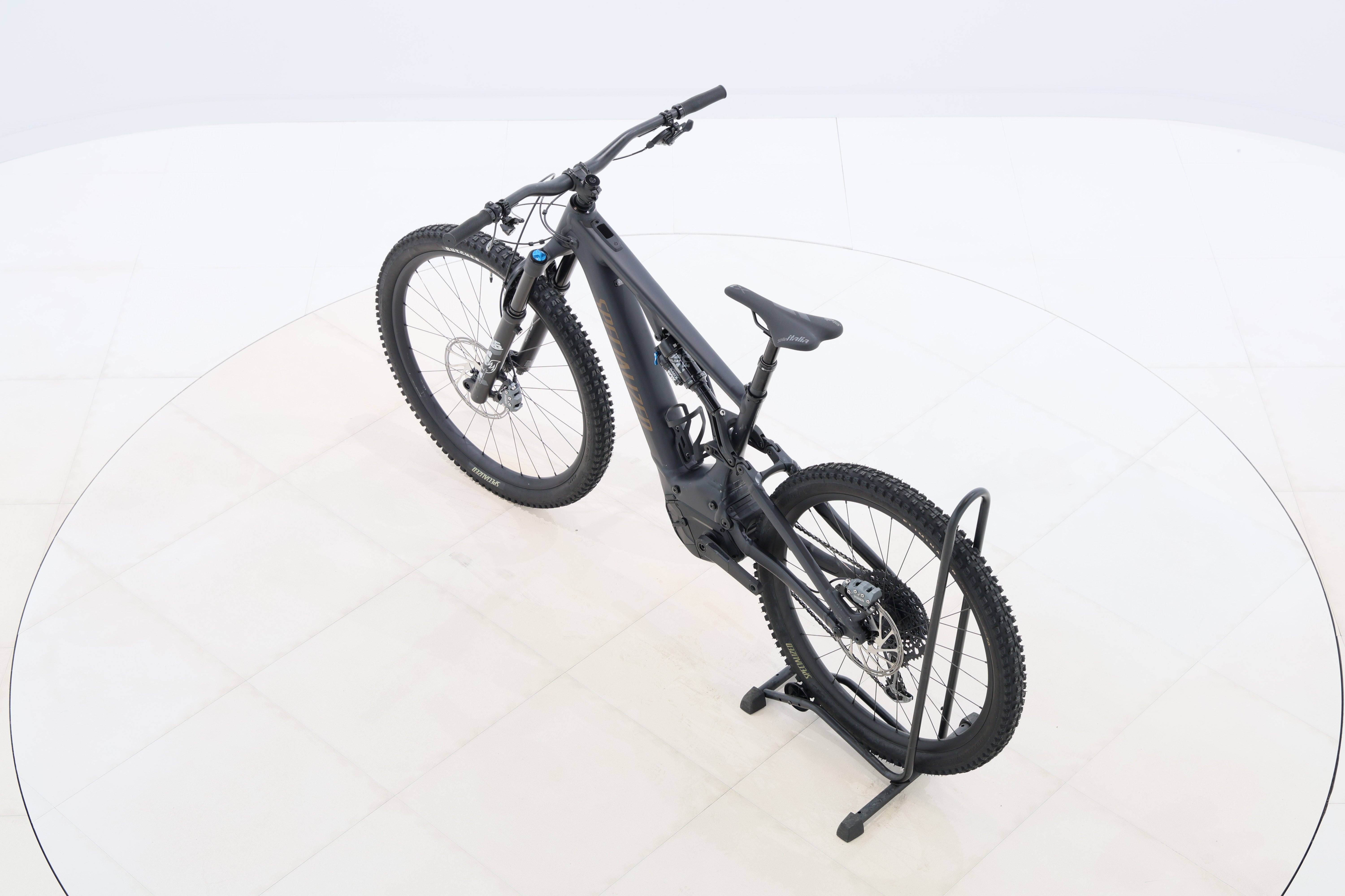 0d1c914d-30b3-43fa-97ef-dc16a86b626a