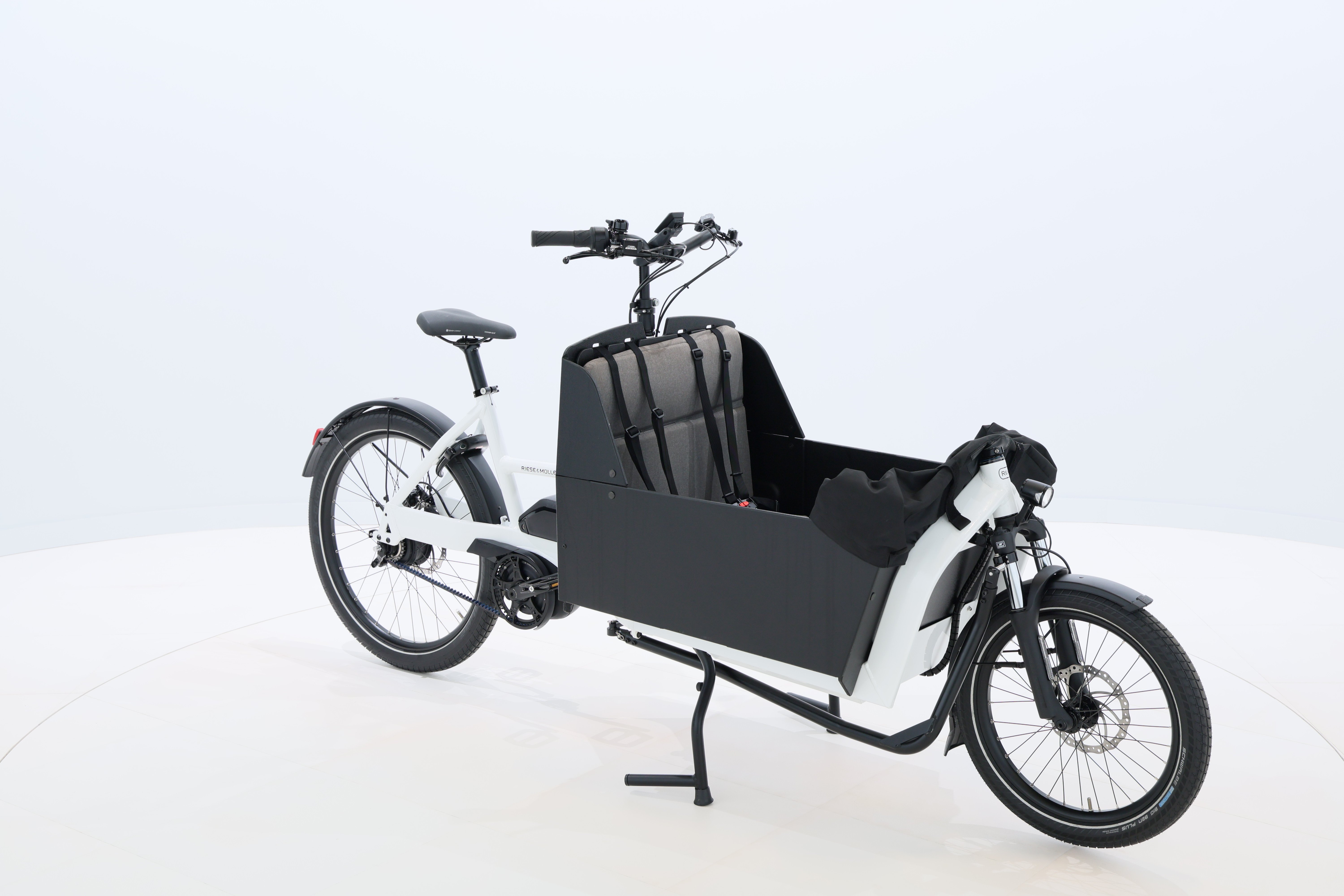 8b9dfc6d-cf2d-42eb-8e0a-d976f6ea9da4