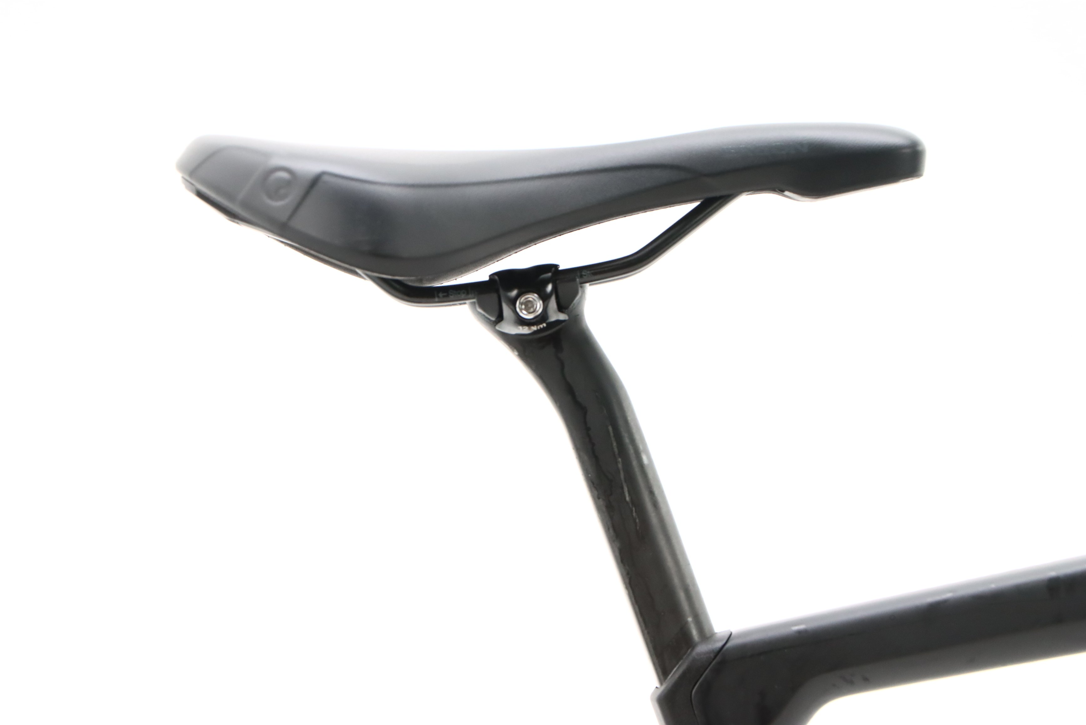 4c27d39b-2a5d-454e-9b39-1540f23a5c8f