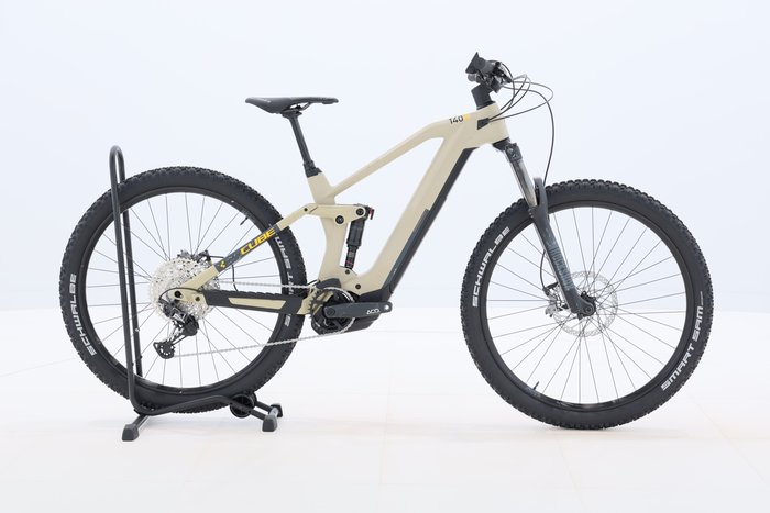 Cube STEREO HYBRID 140 HPC RACE 625 2022