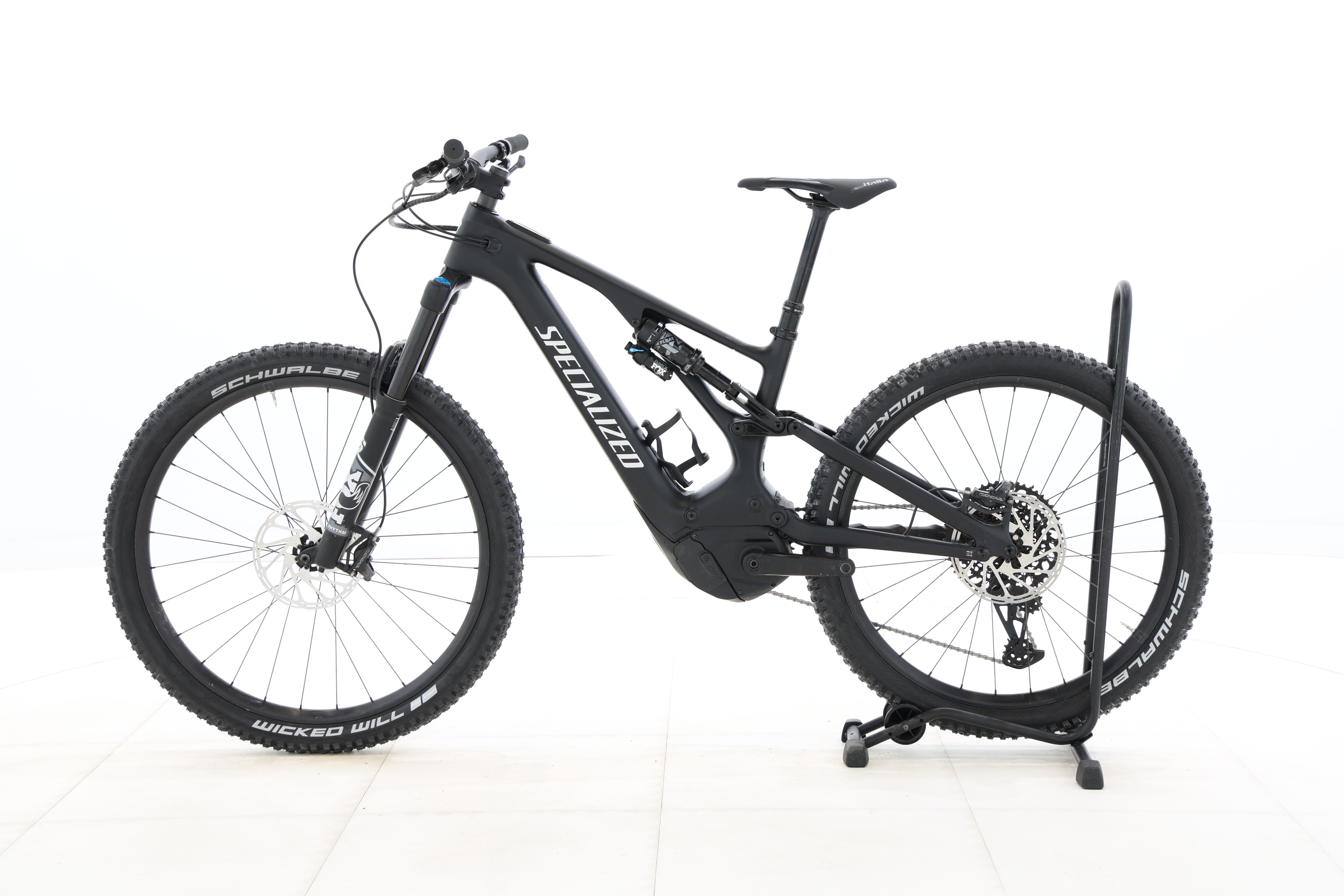 28e2b0b8-dc71-4fbf-9cda-86a8de7f4b94