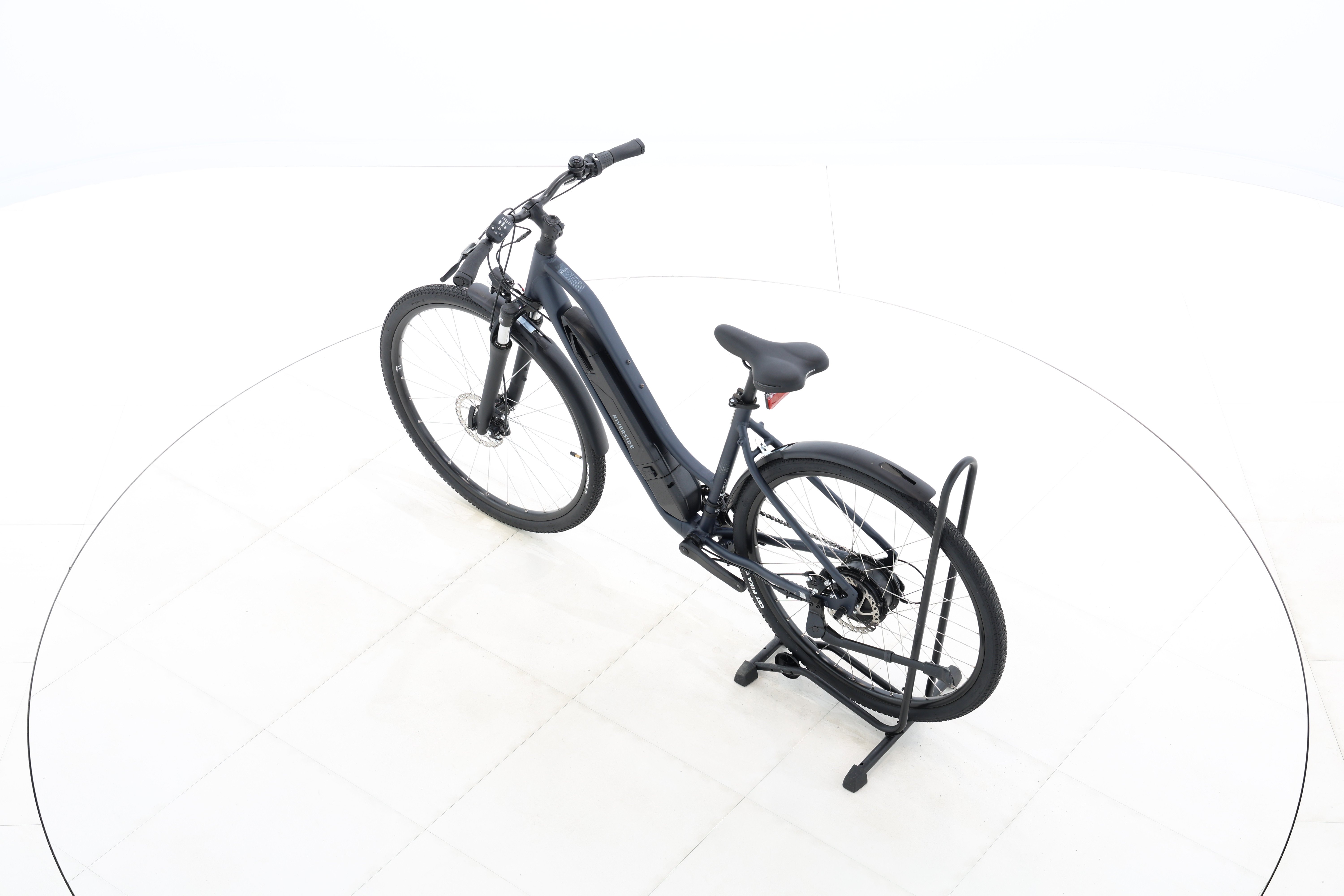 d0c10d2a-43c1-445c-8658-f492b9af4af6