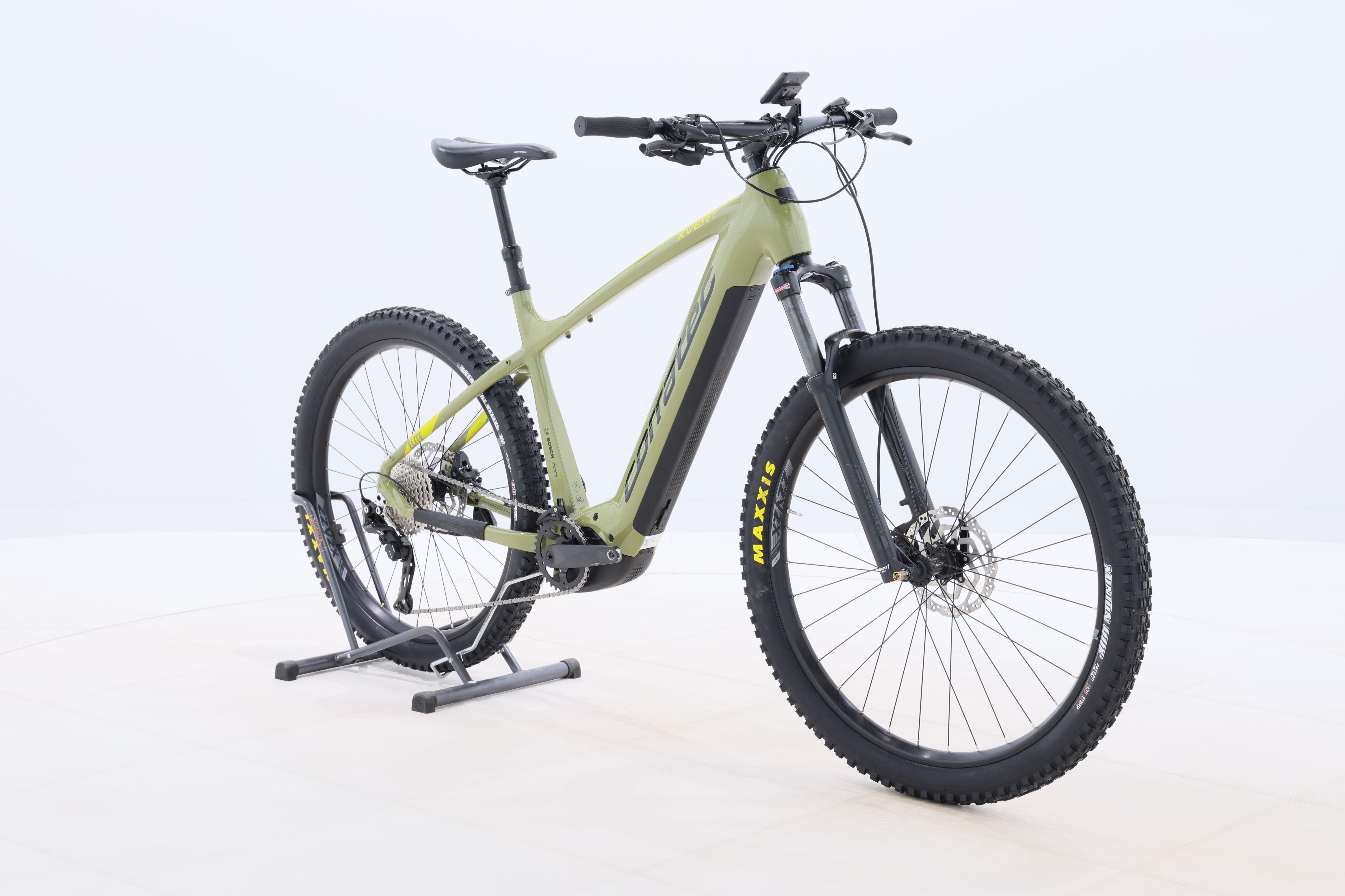 fb400f73-5a60-4912-8e68-41a066cae9ce