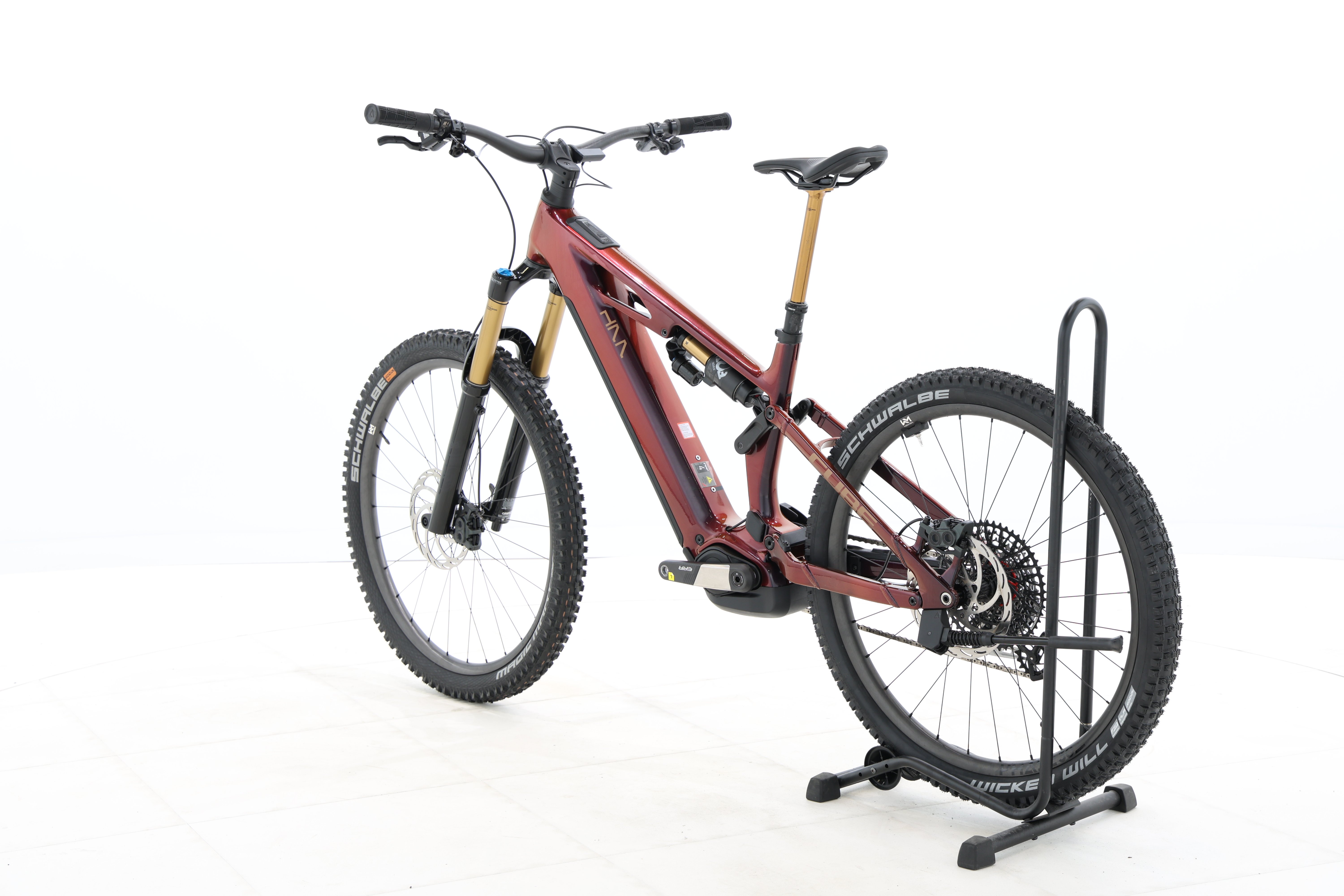 c3c74cfe-55b3-43d5-9960-af0ad5f51642