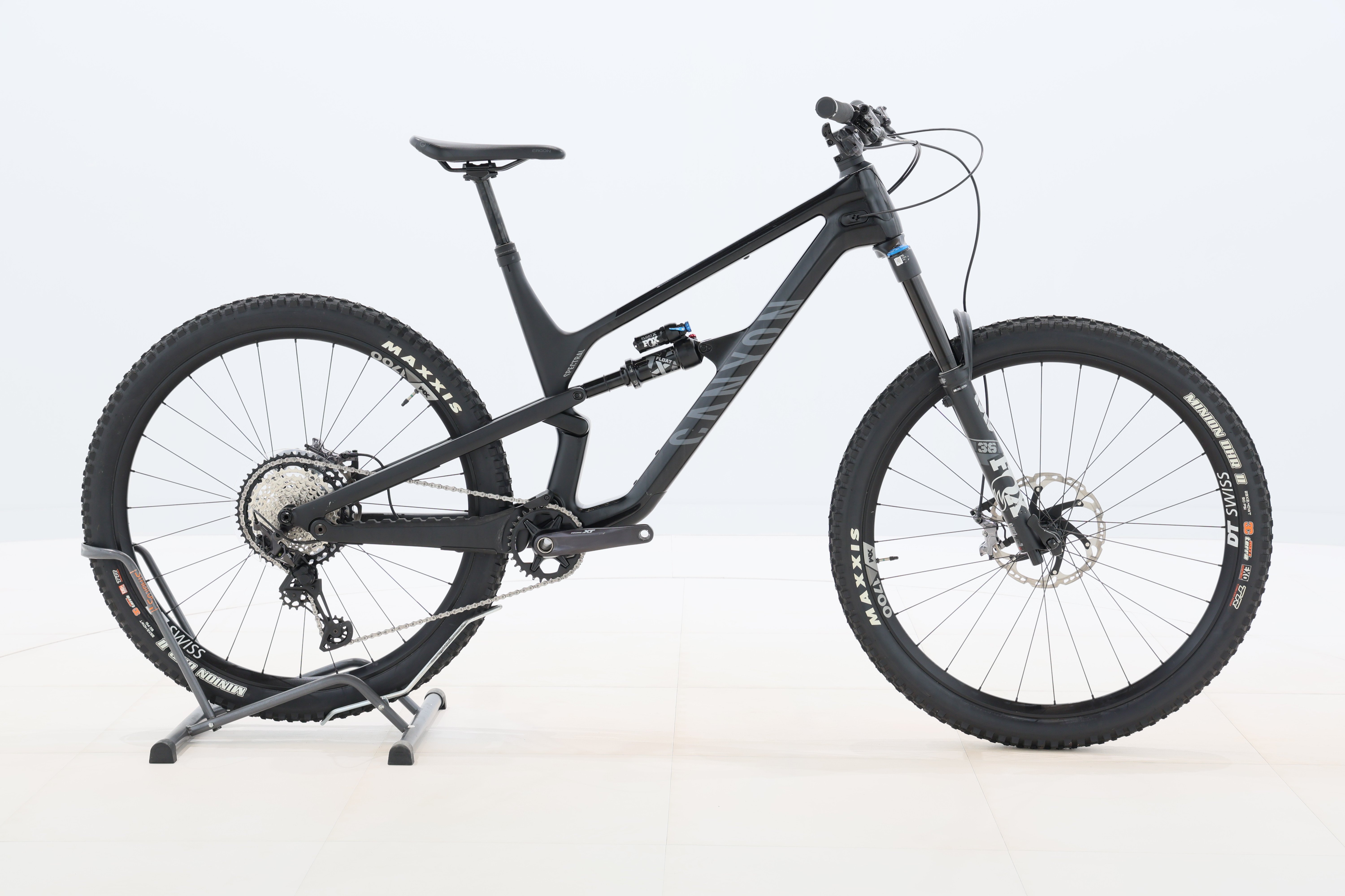 dc837dbe-c2b7-42fe-9c90-2b776f0f0a3f