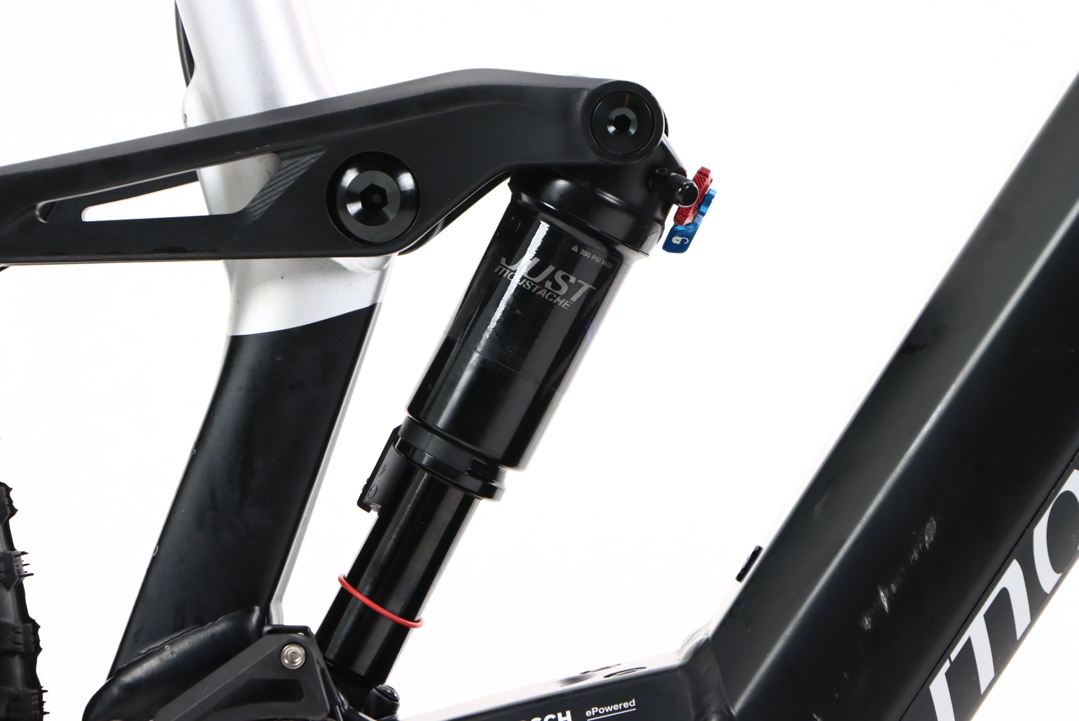 bc95cbfc-ffda-4216-8818-611876f6780c