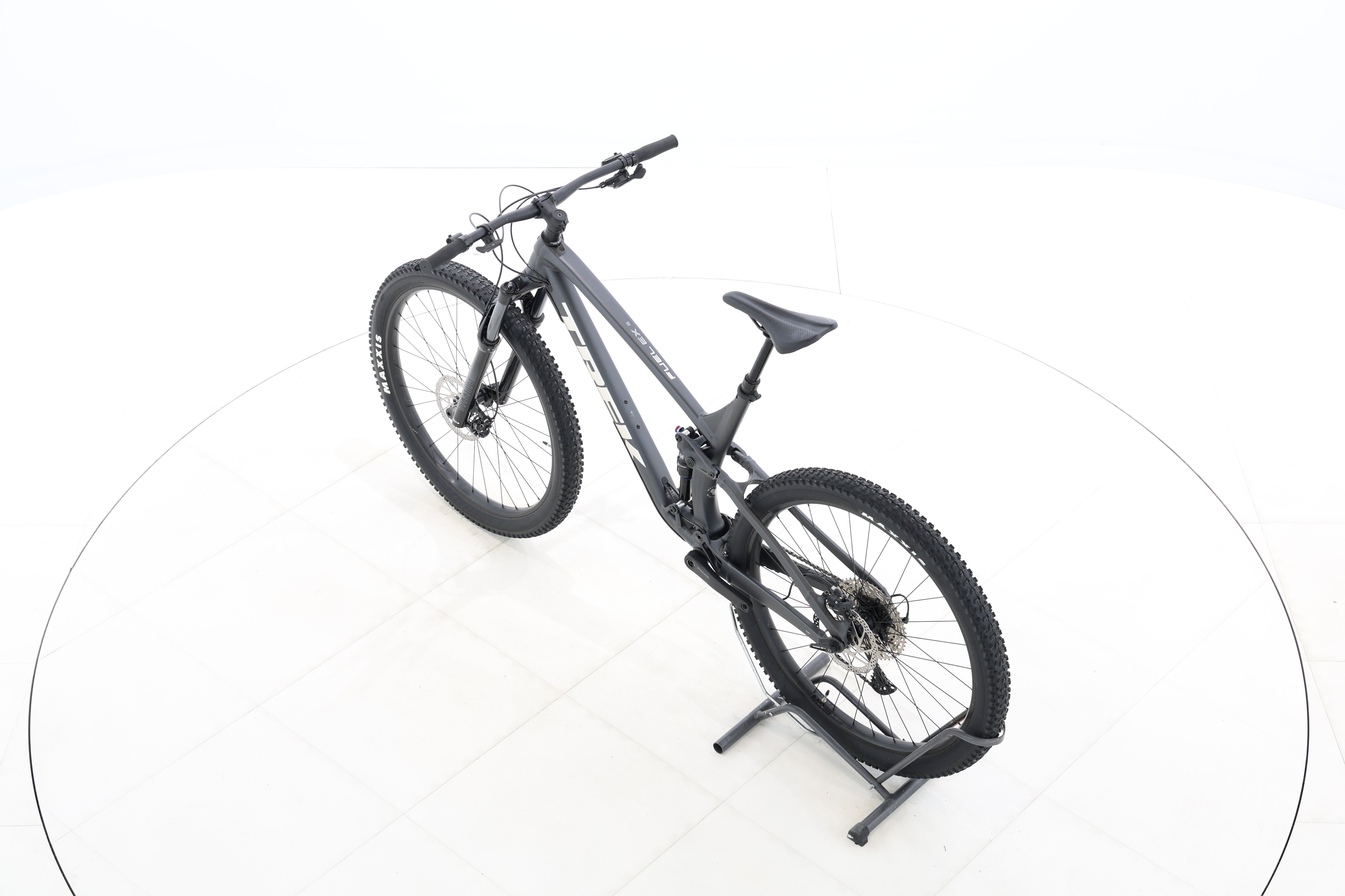 ef84a2cb-7d54-4a80-bdba-e2a5e48511cd