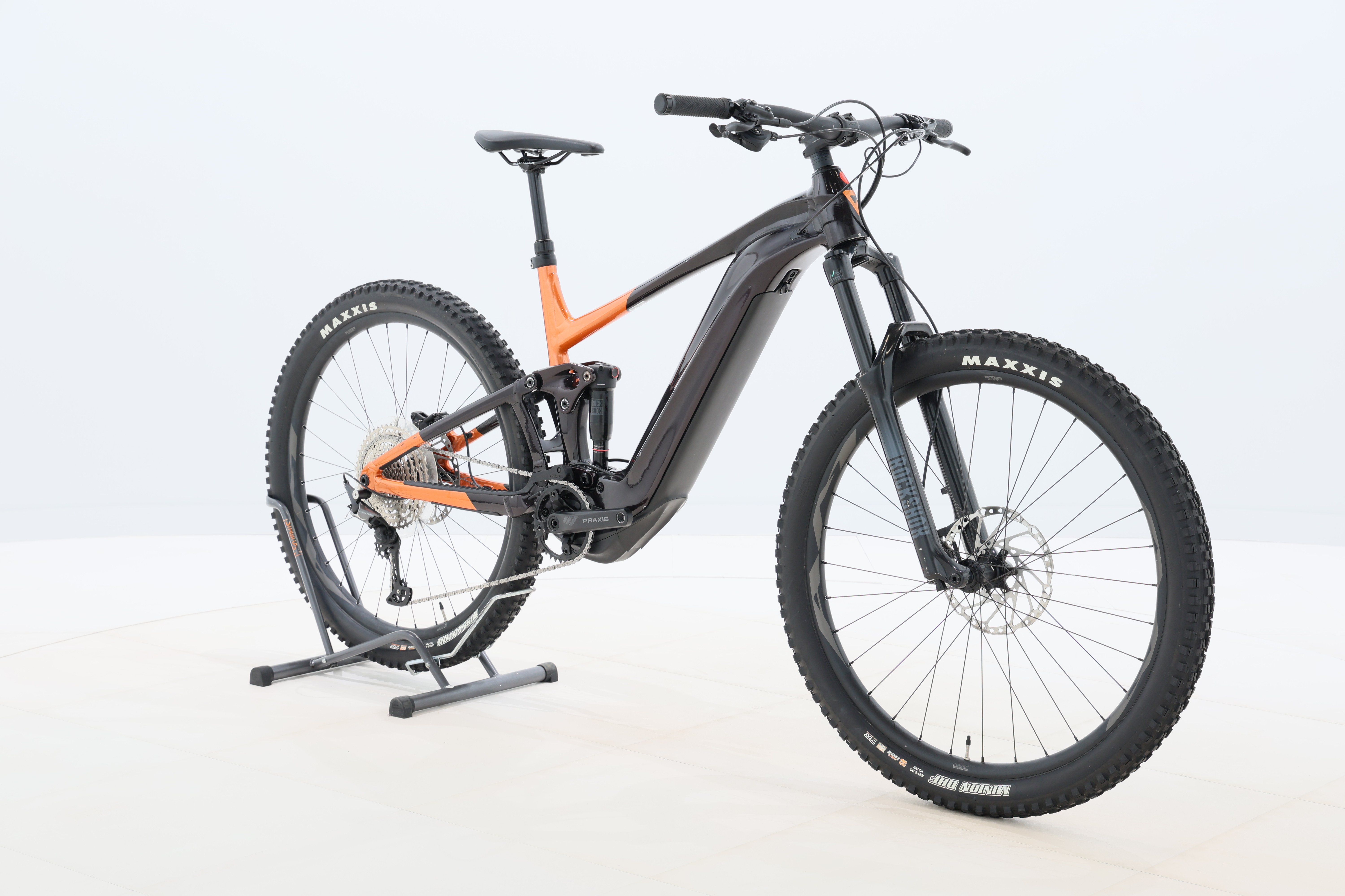 d2c75936-2c64-470a-8471-58612cbe9c19