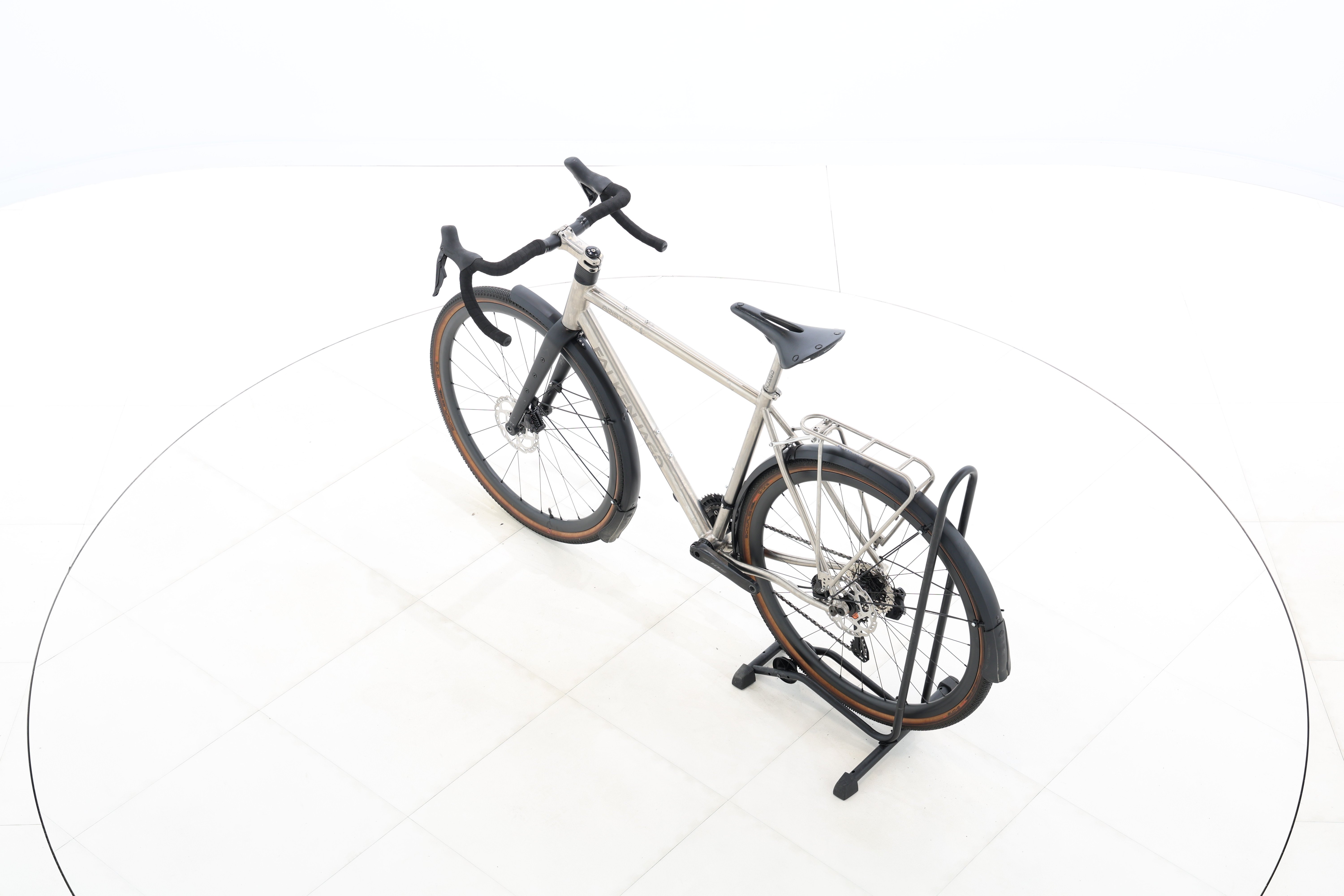 c19b3303-04c2-4c8b-a52d-60f694d46895