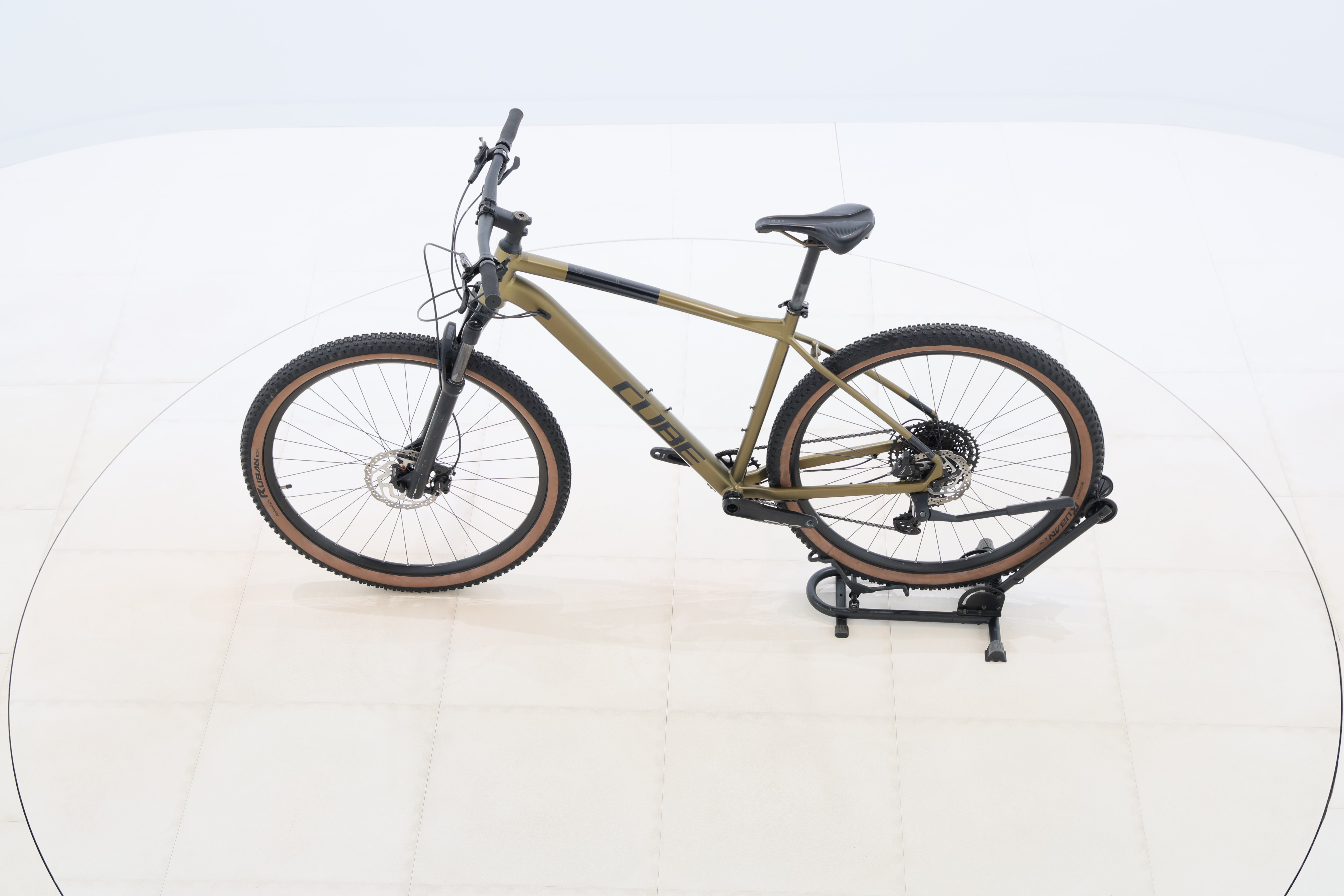 2330a715-345d-4263-9658-aed9d399c0e4