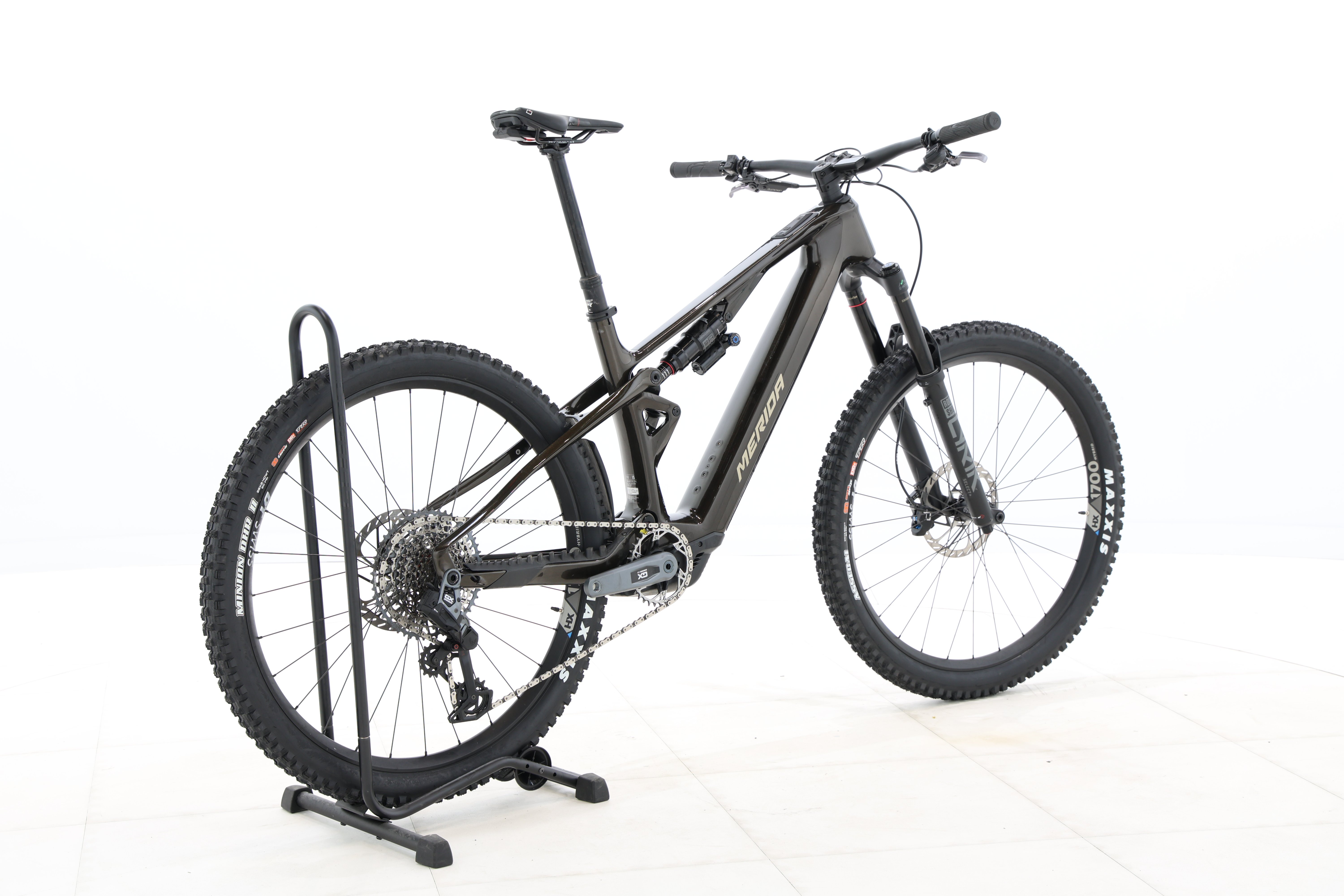 7bf8c658-ffd6-4ff0-a7c8-45347197383f