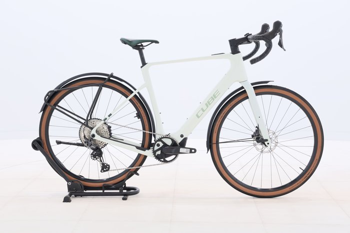 Cube Nuroad Hybrid C:62 Race 400X 2024