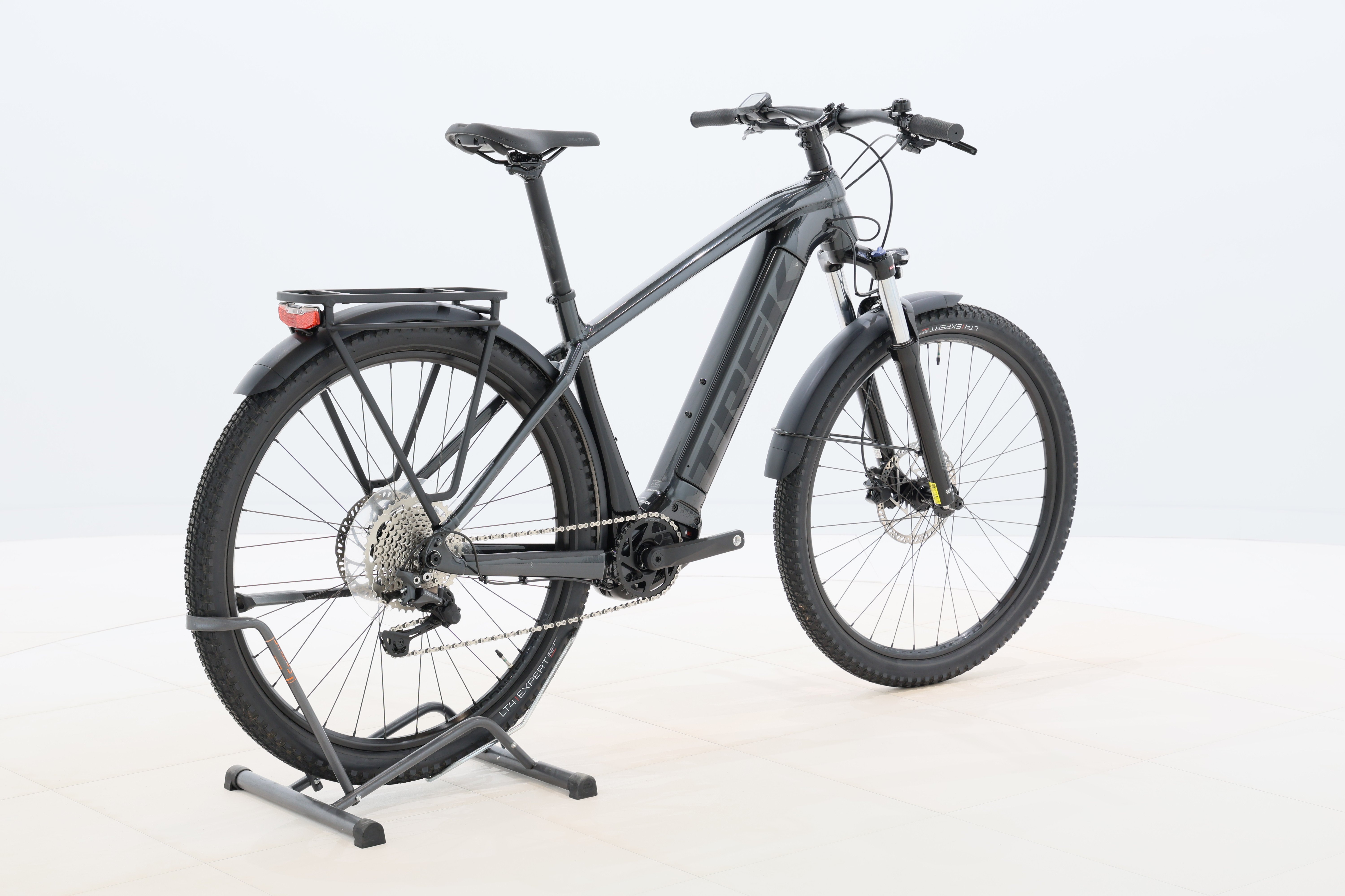 0ef5b331-0da8-4a1a-b070-585caa790a78