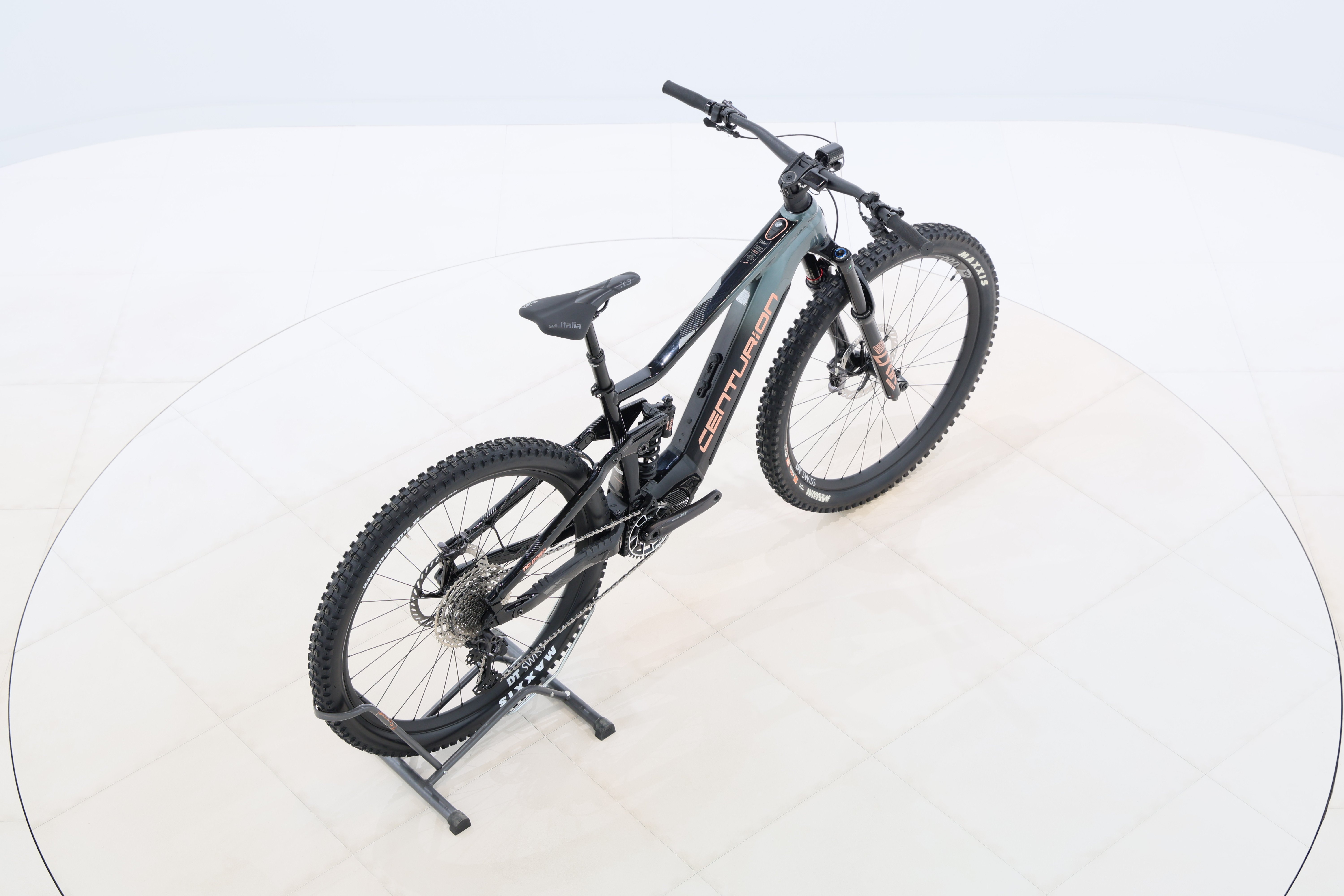 d0915d40-77dc-4414-b217-3ba7e63f5461