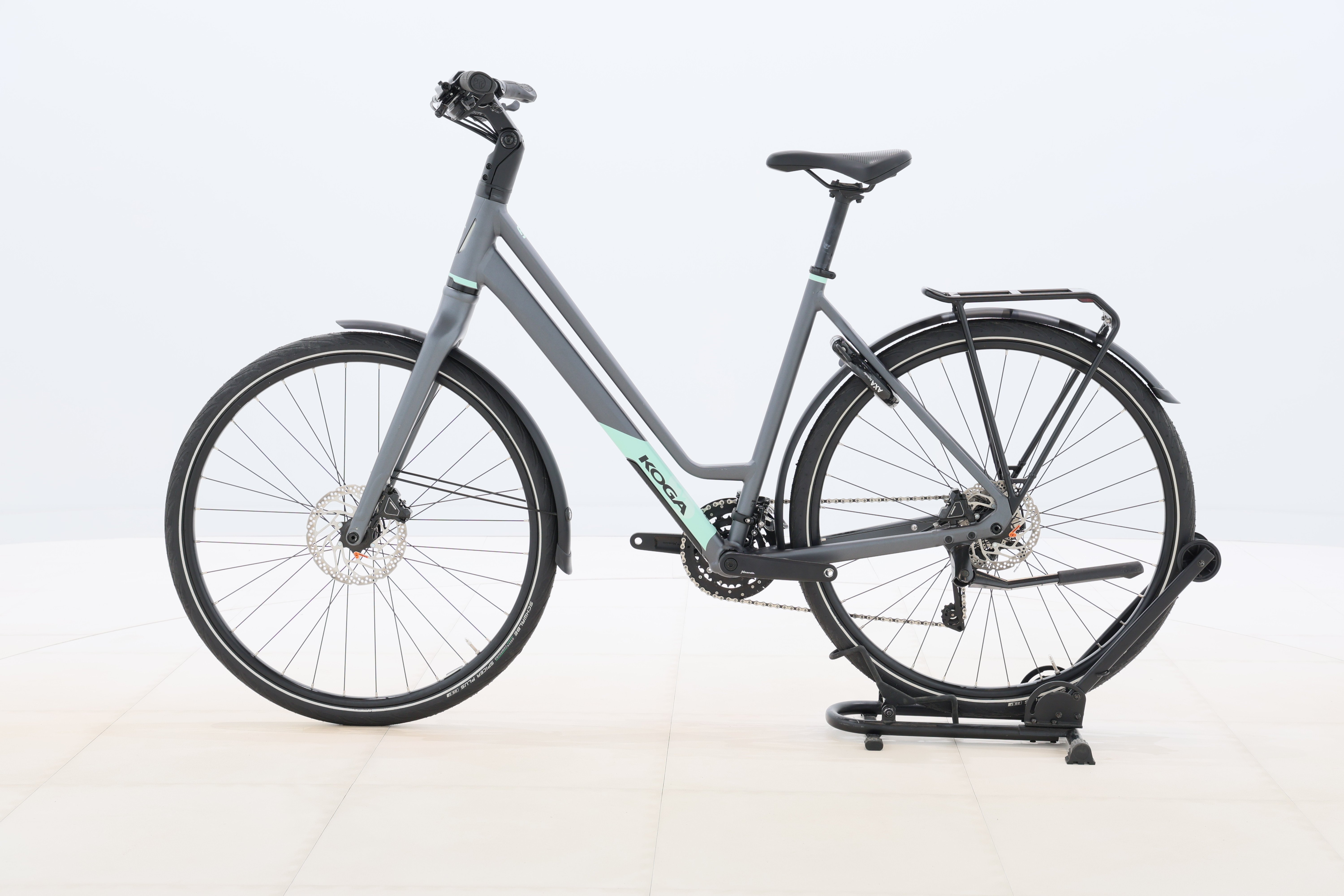 f6a1ace4-e015-401d-9e16-9ce37a05321b