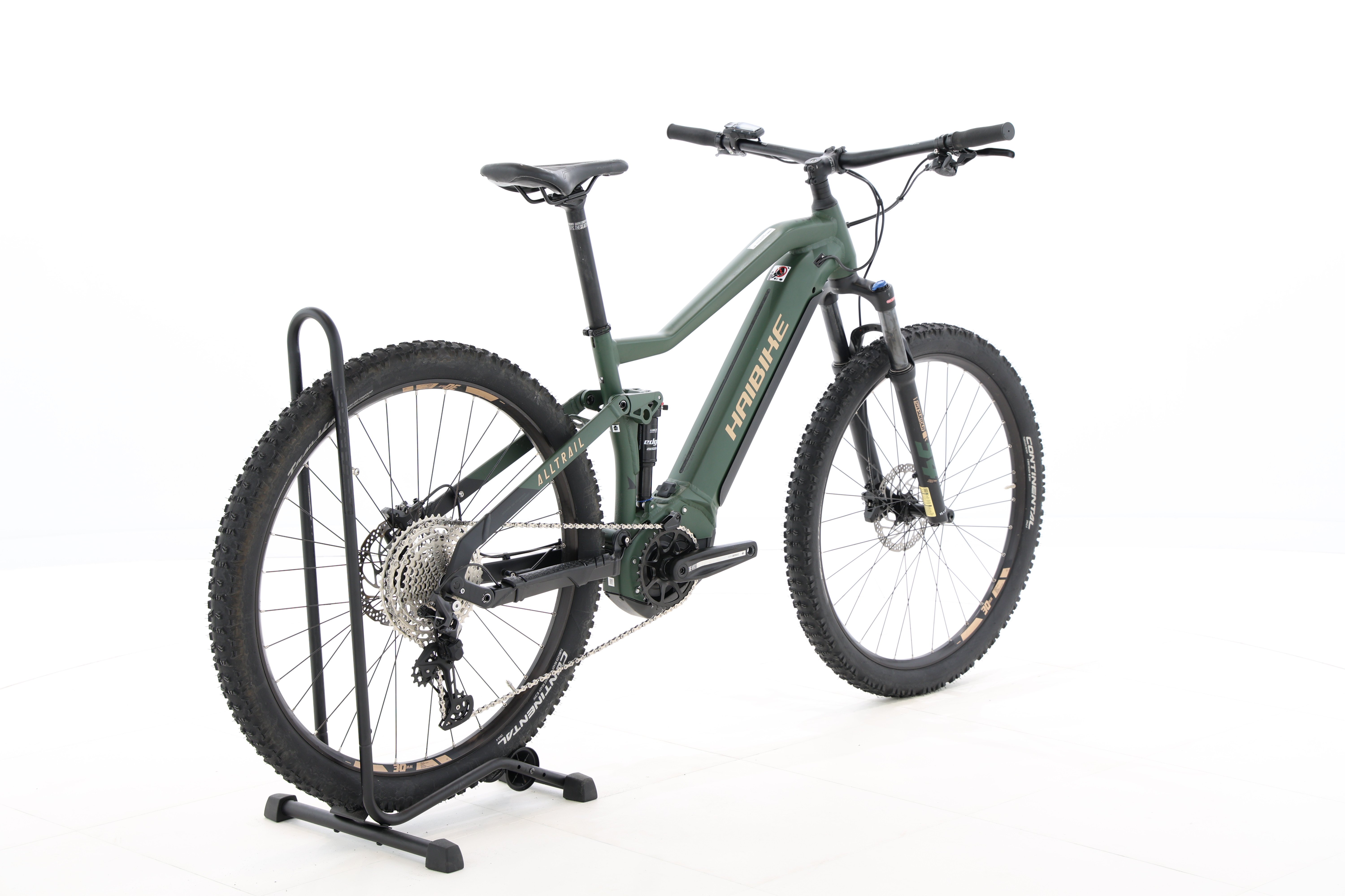 90c36ef8-ce85-4869-b63a-28c385d1ebae