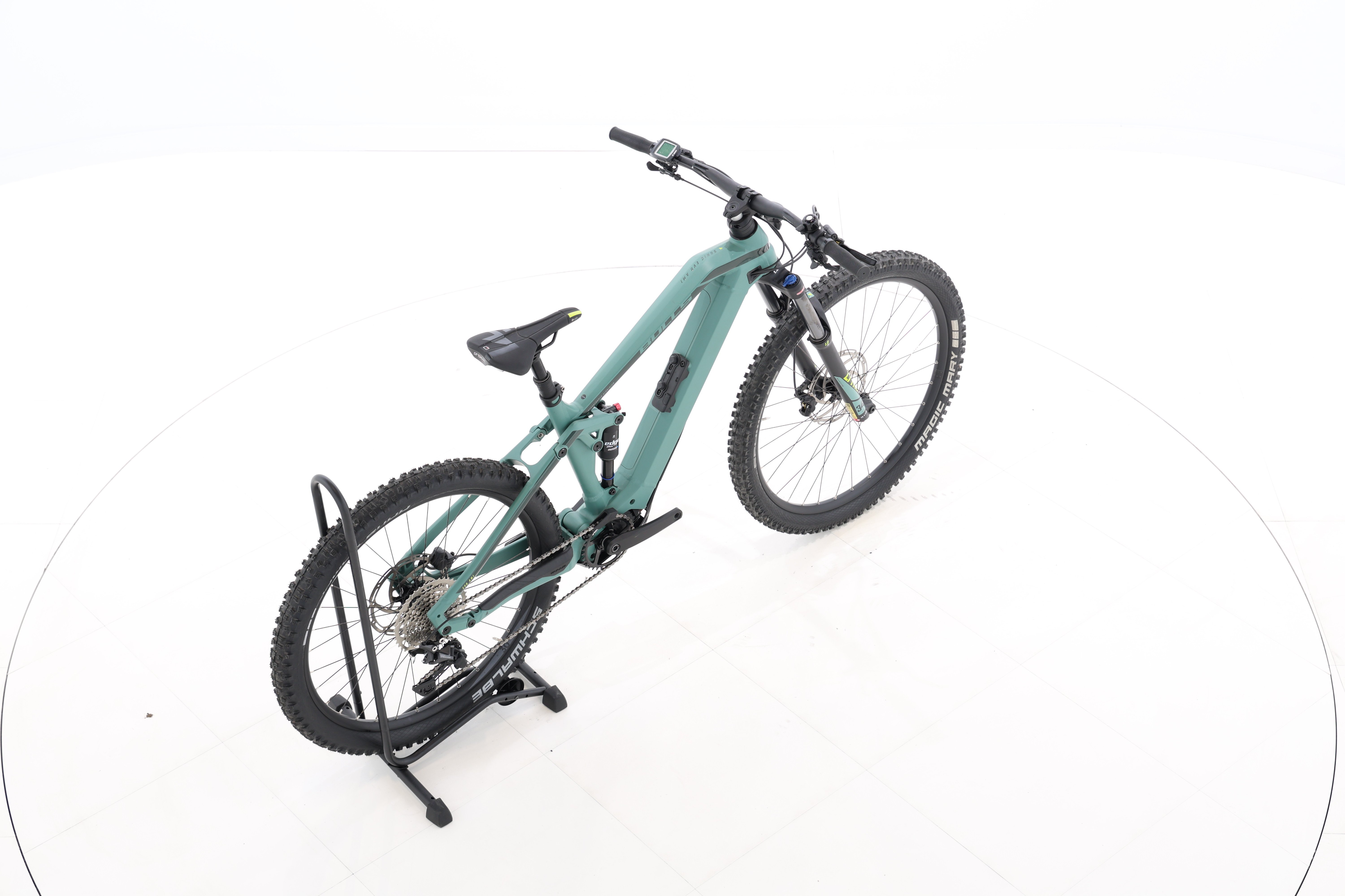 67ee0275-d94f-4105-ae4e-17ba93459612