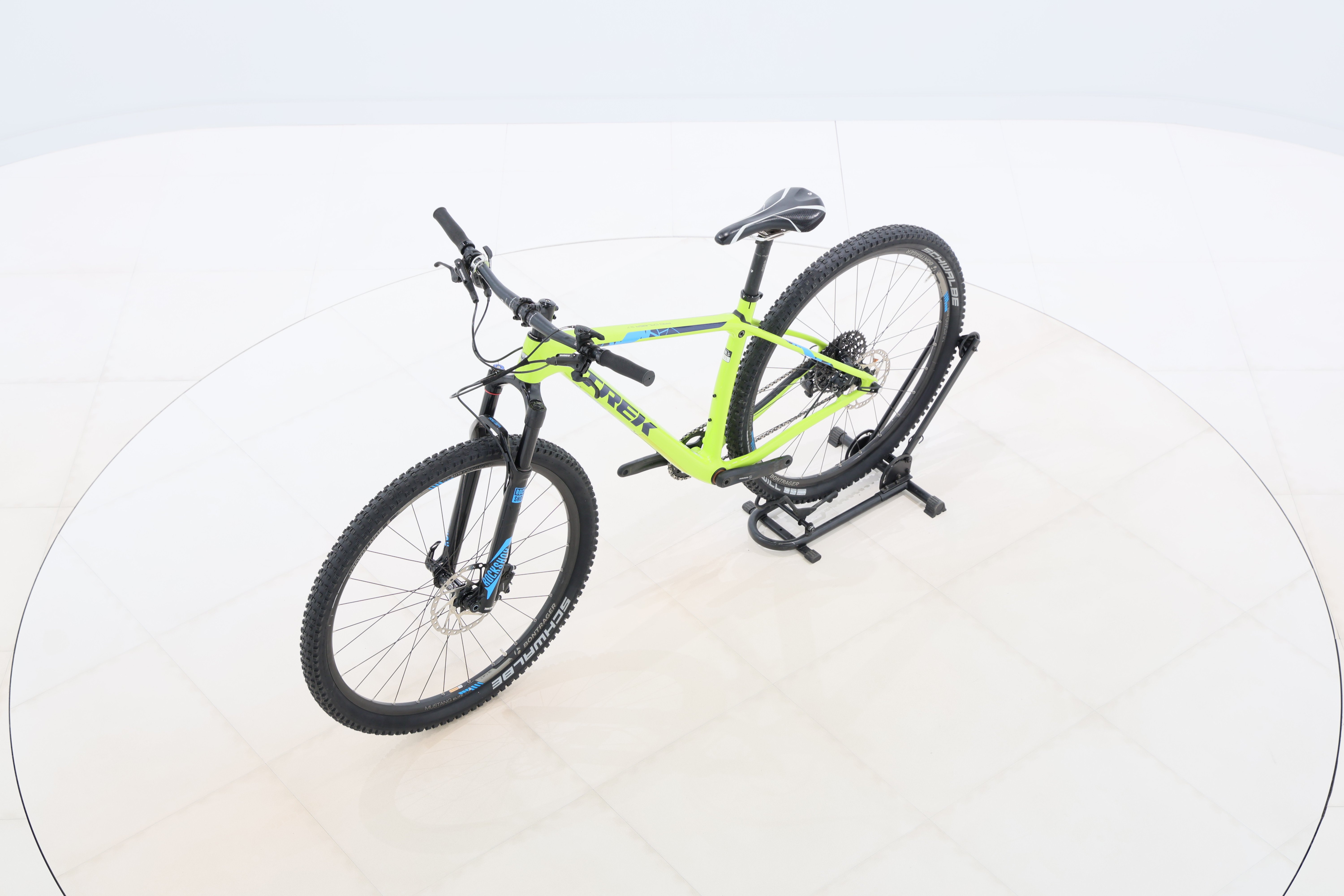 22c3cd11-dd4f-40c6-b2f4-01f0f98e5e1c