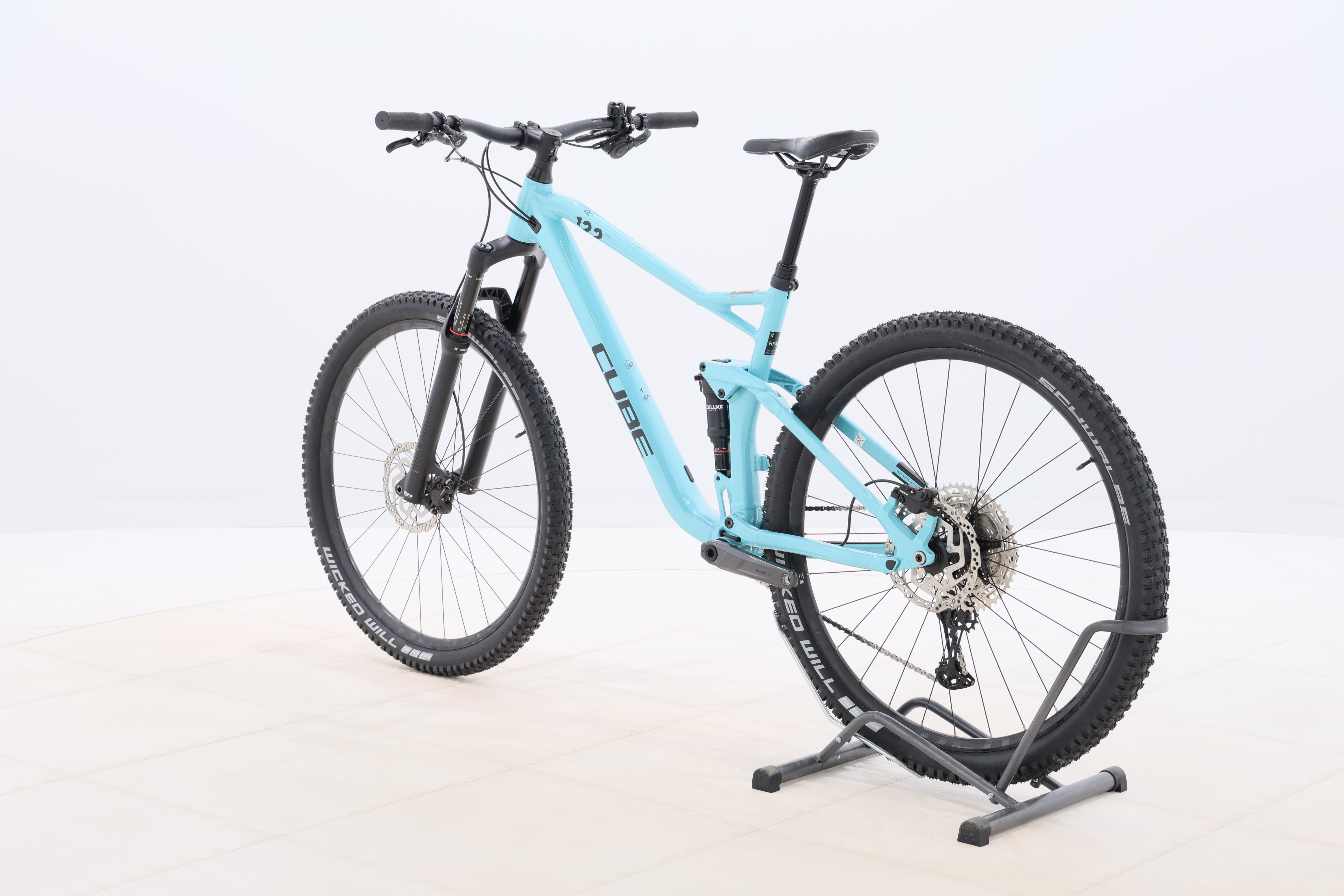 b1fd2dbd-cfcb-4f1e-aa15-6d3dac7bd38c