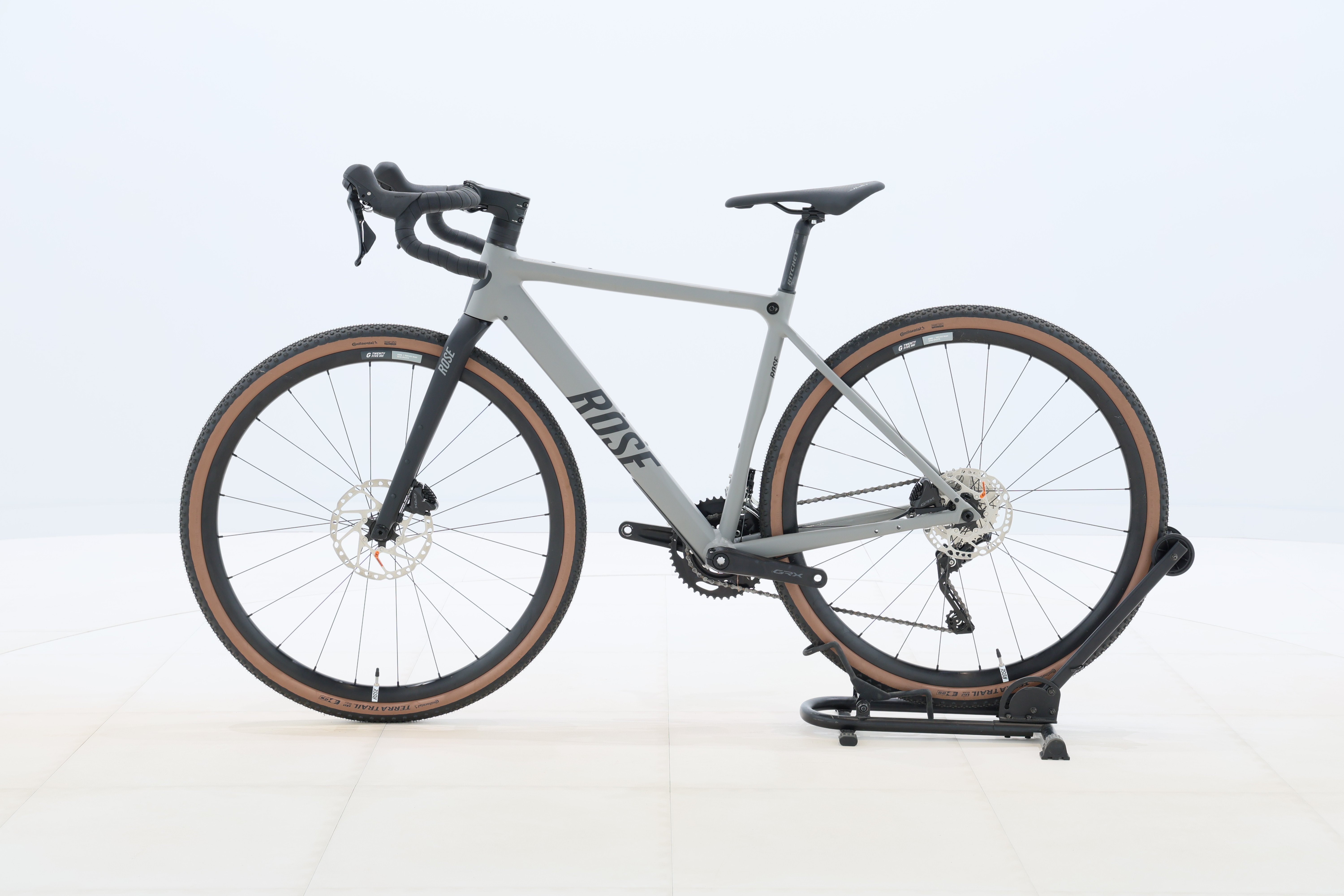 e27eb29a-1cdb-460f-a8b6-4a4b1d535361