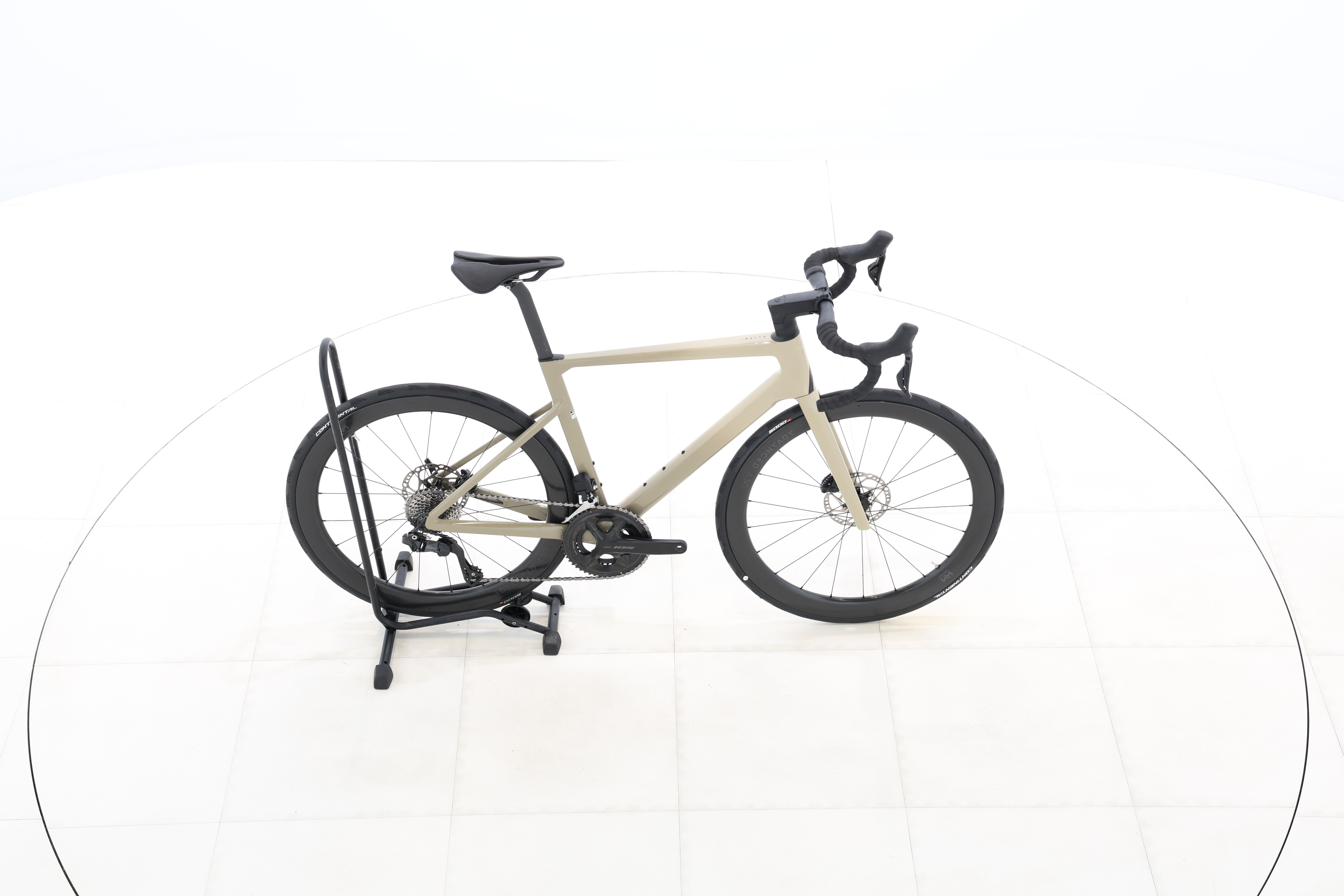 e4bb9cee-e345-4359-888e-81b5a0f23126