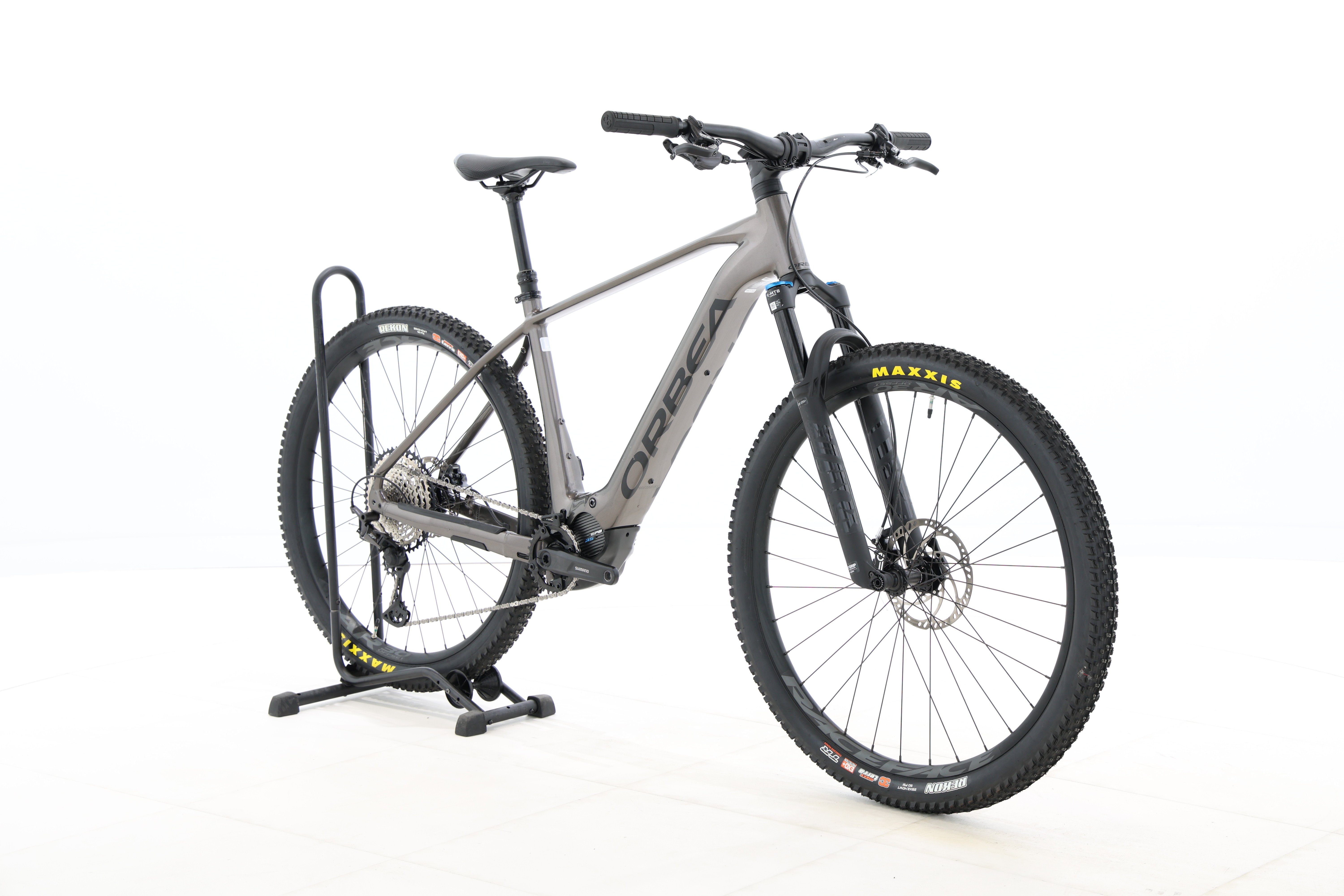 d88c2c1f-e6b9-47fe-82be-55fe2c0b6f4a