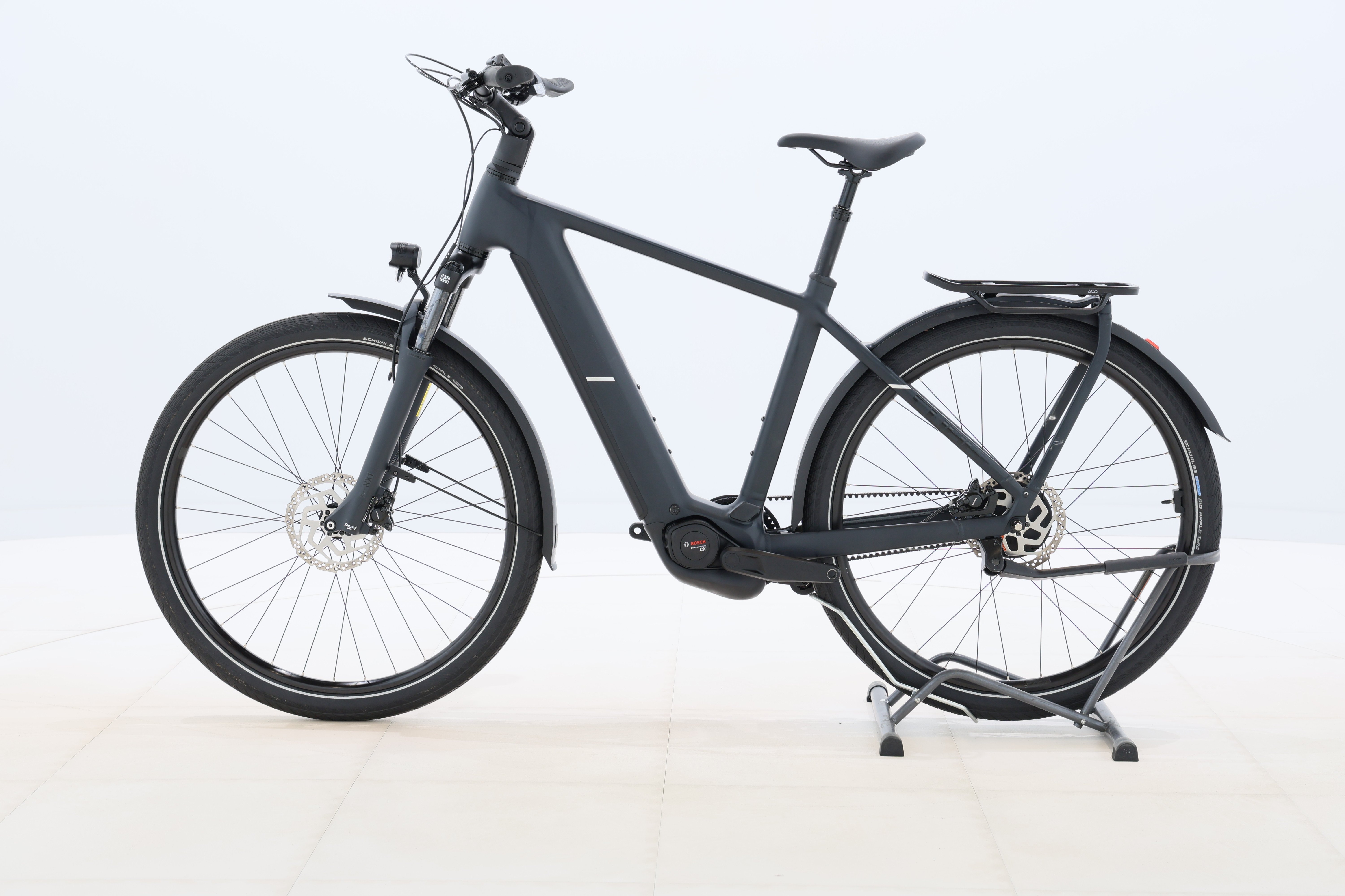 ef8de444-92b3-4e51-916e-4bf985a3b6f0