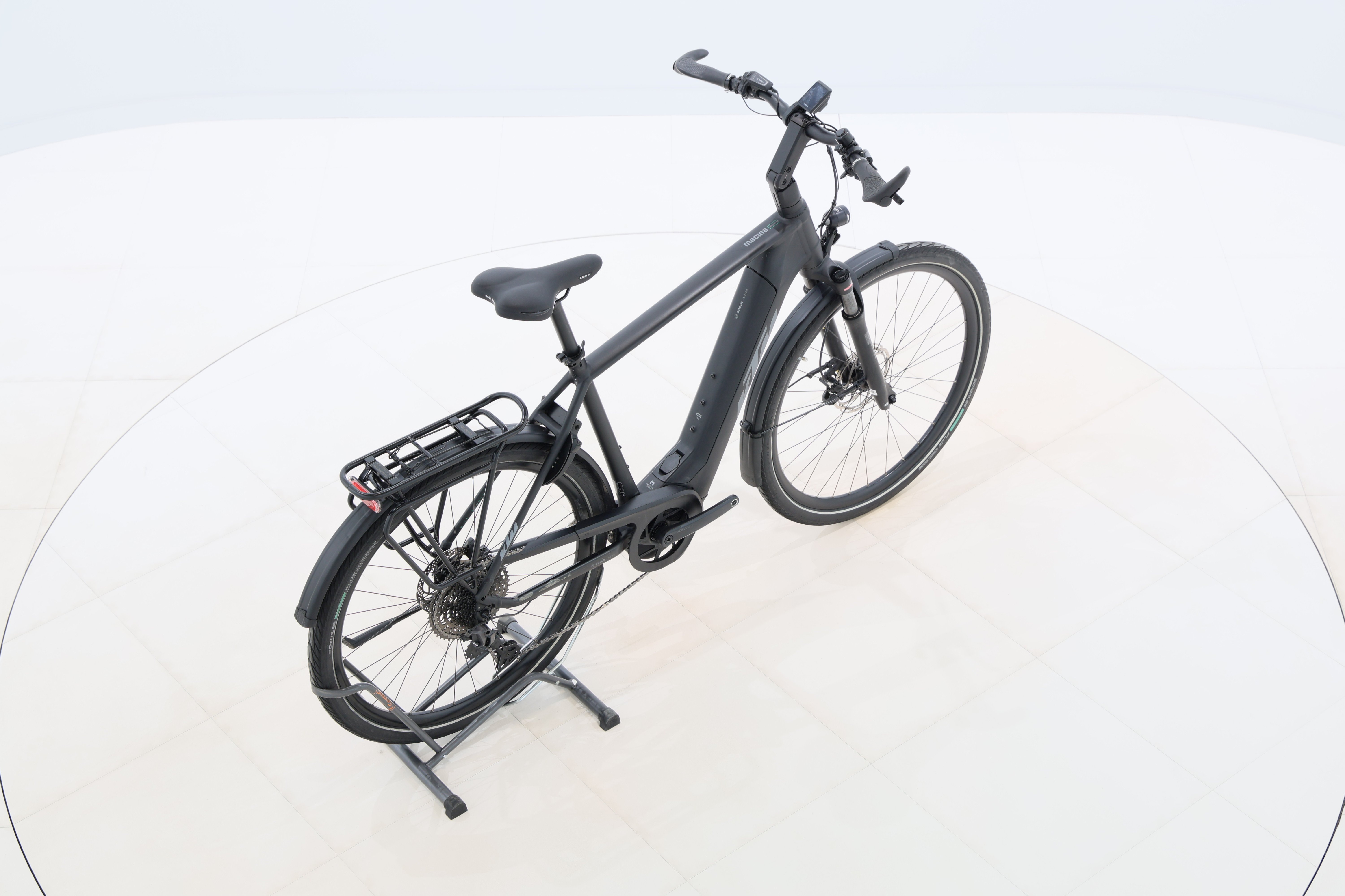 09805a41-80d3-4827-b730-35e91937461d