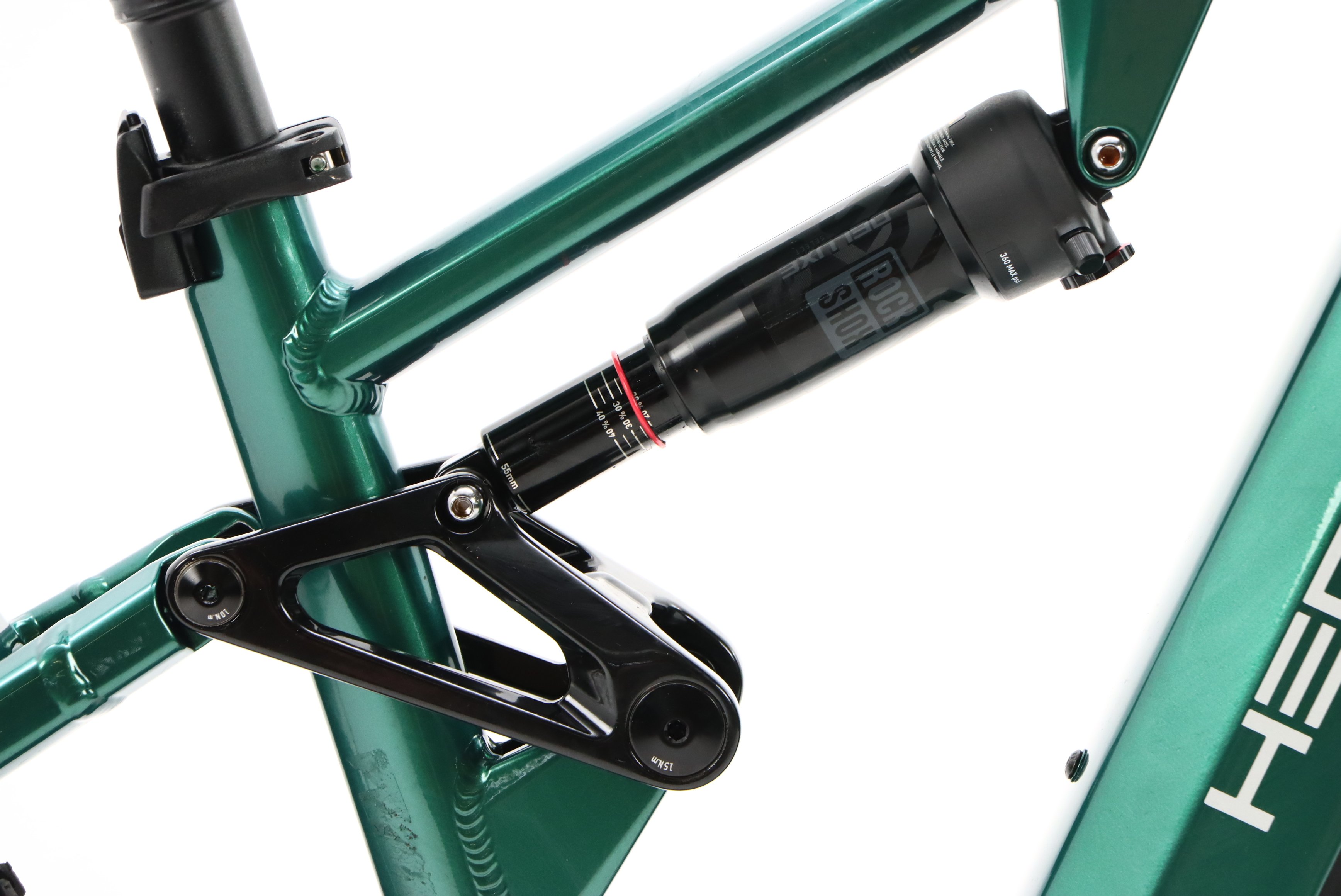 a3f922f7-faeb-489c-8692-2c4cb0c1287c