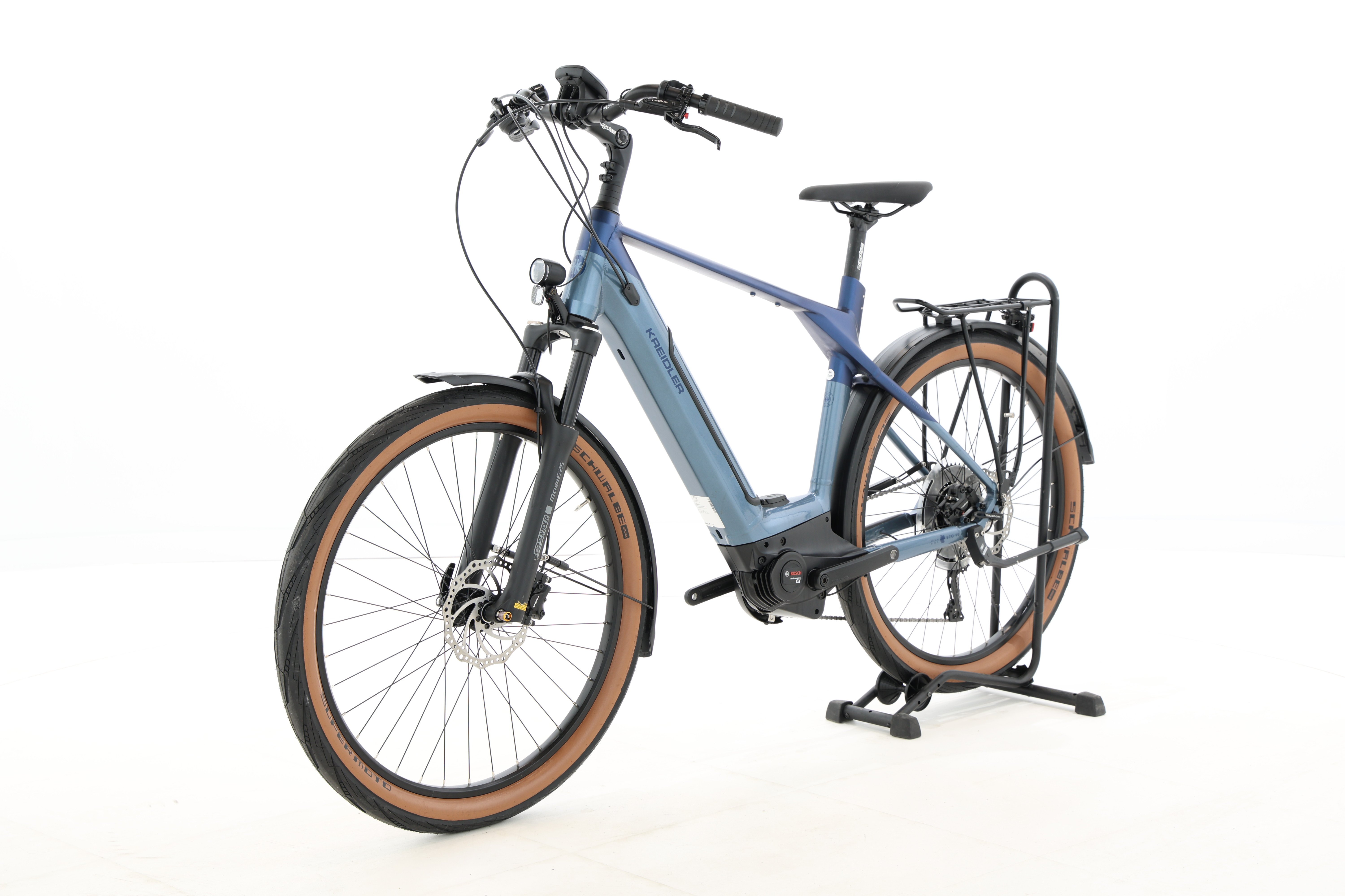 a5f61273-1f3b-48dc-9566-43be78e42396