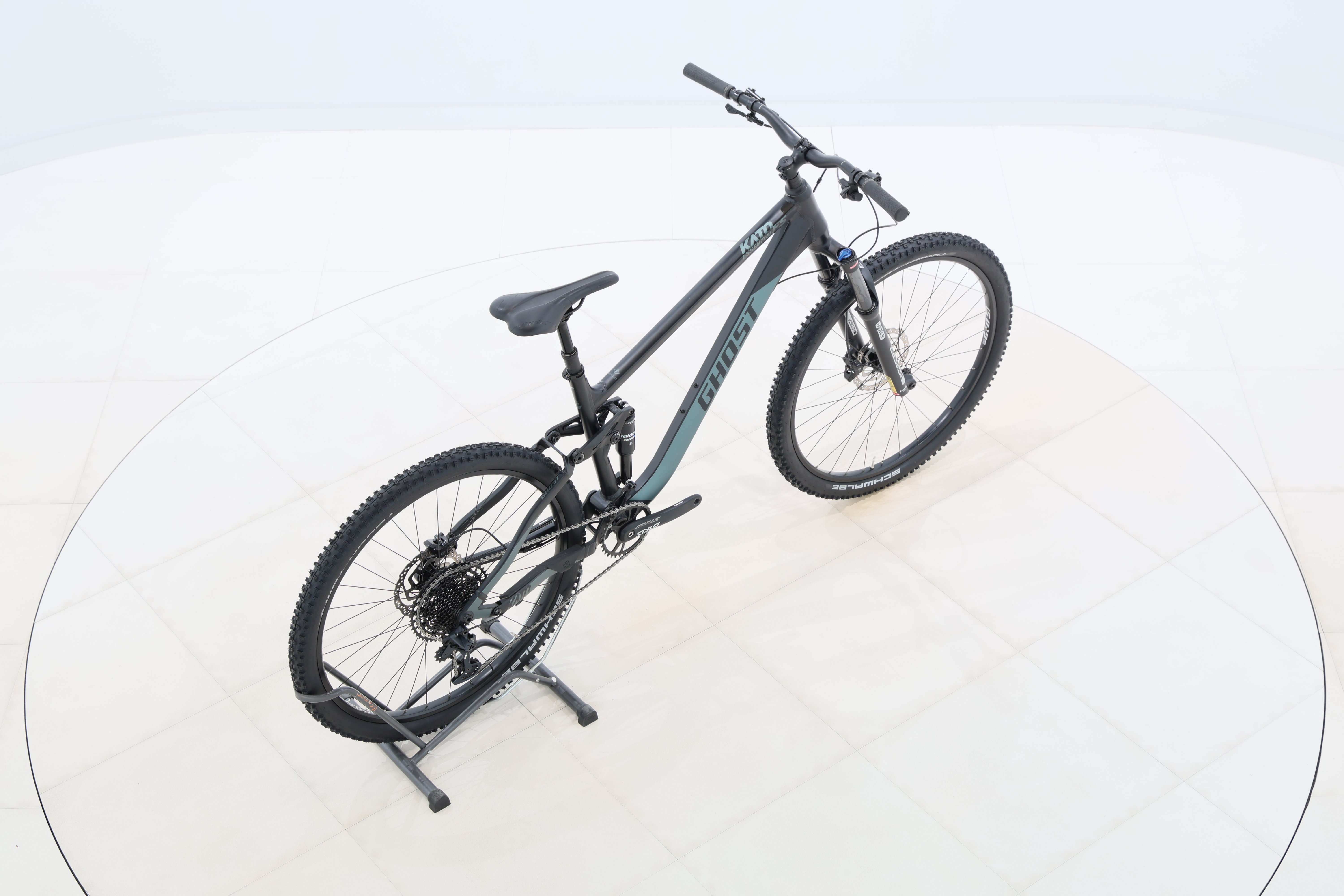 d67101ee-ee32-4f66-a395-249049466134