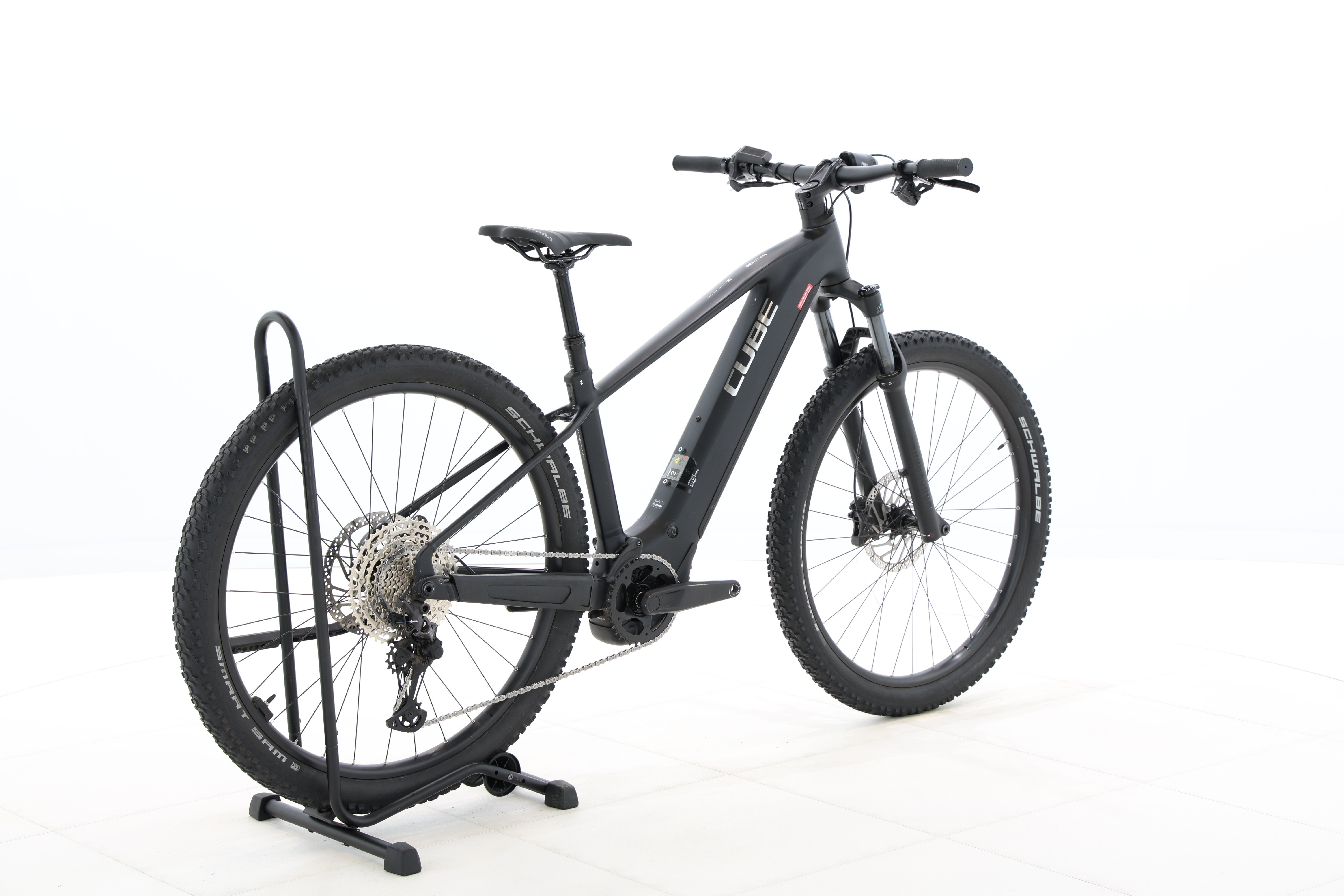 1968b0ff-03af-407e-b4b8-21a47f5944d4