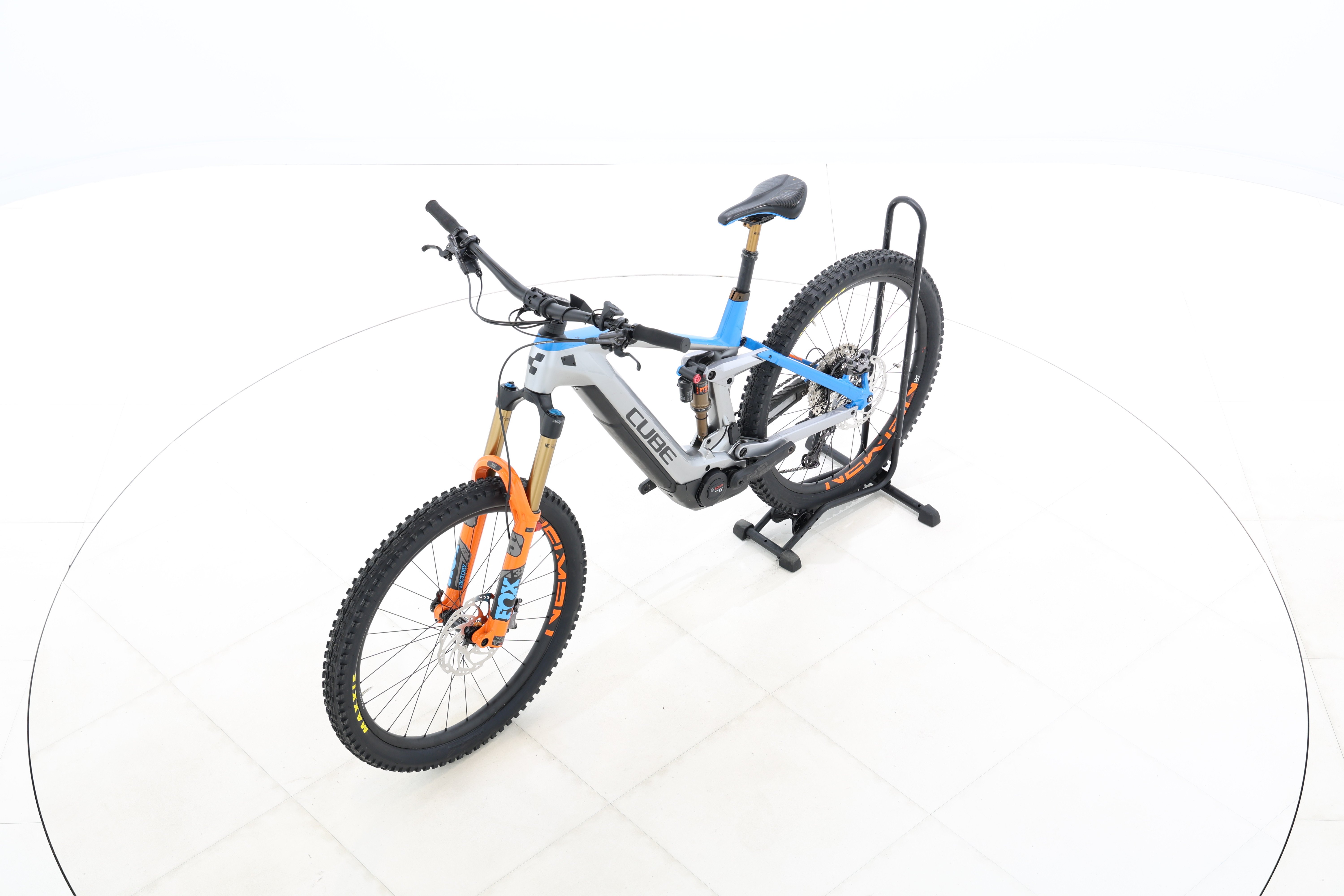 ceabda6d-5ba4-4998-89d6-60ad655bc2f3