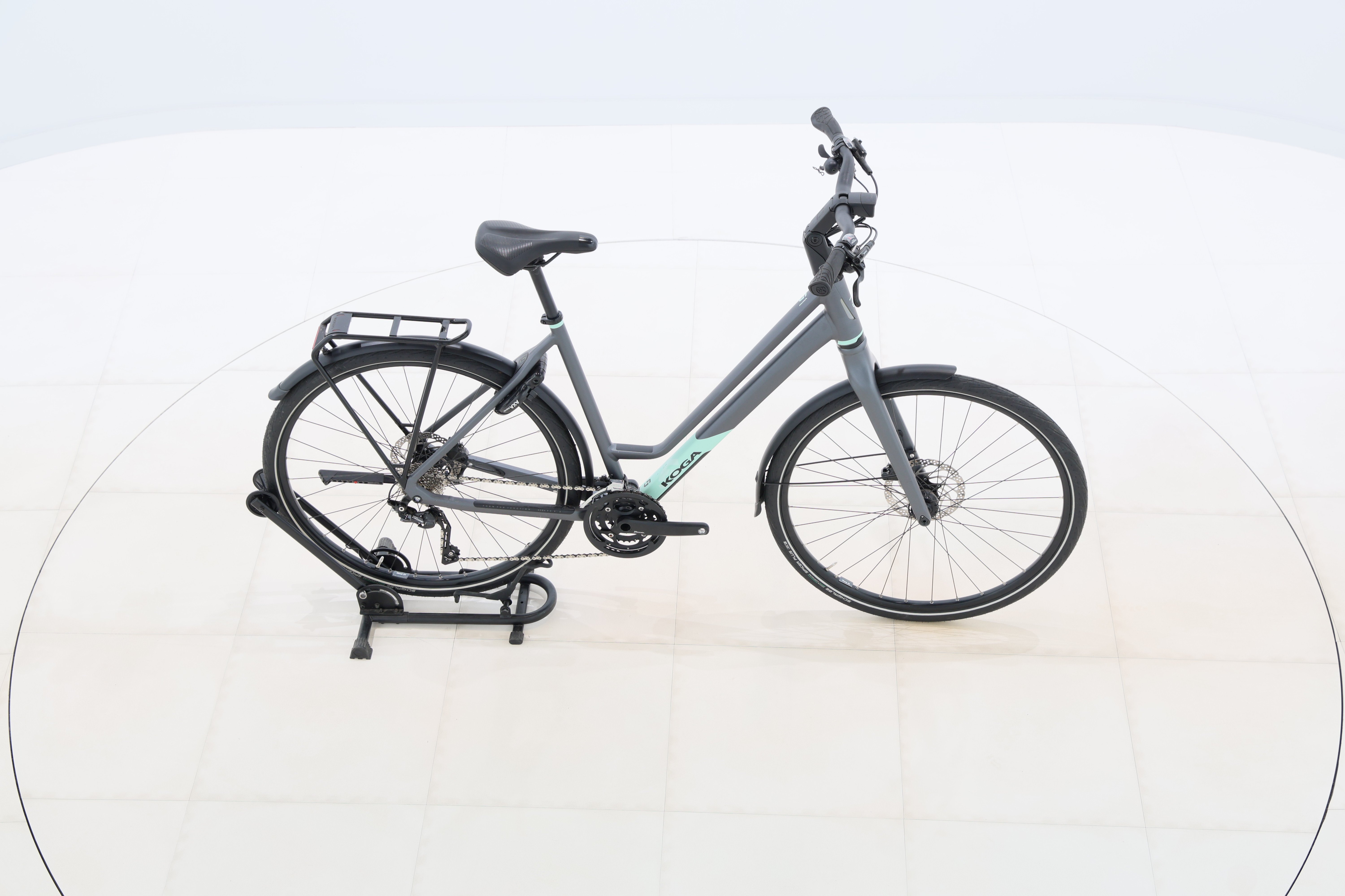 f6a1ace4-e015-401d-9e16-9ce37a05321b