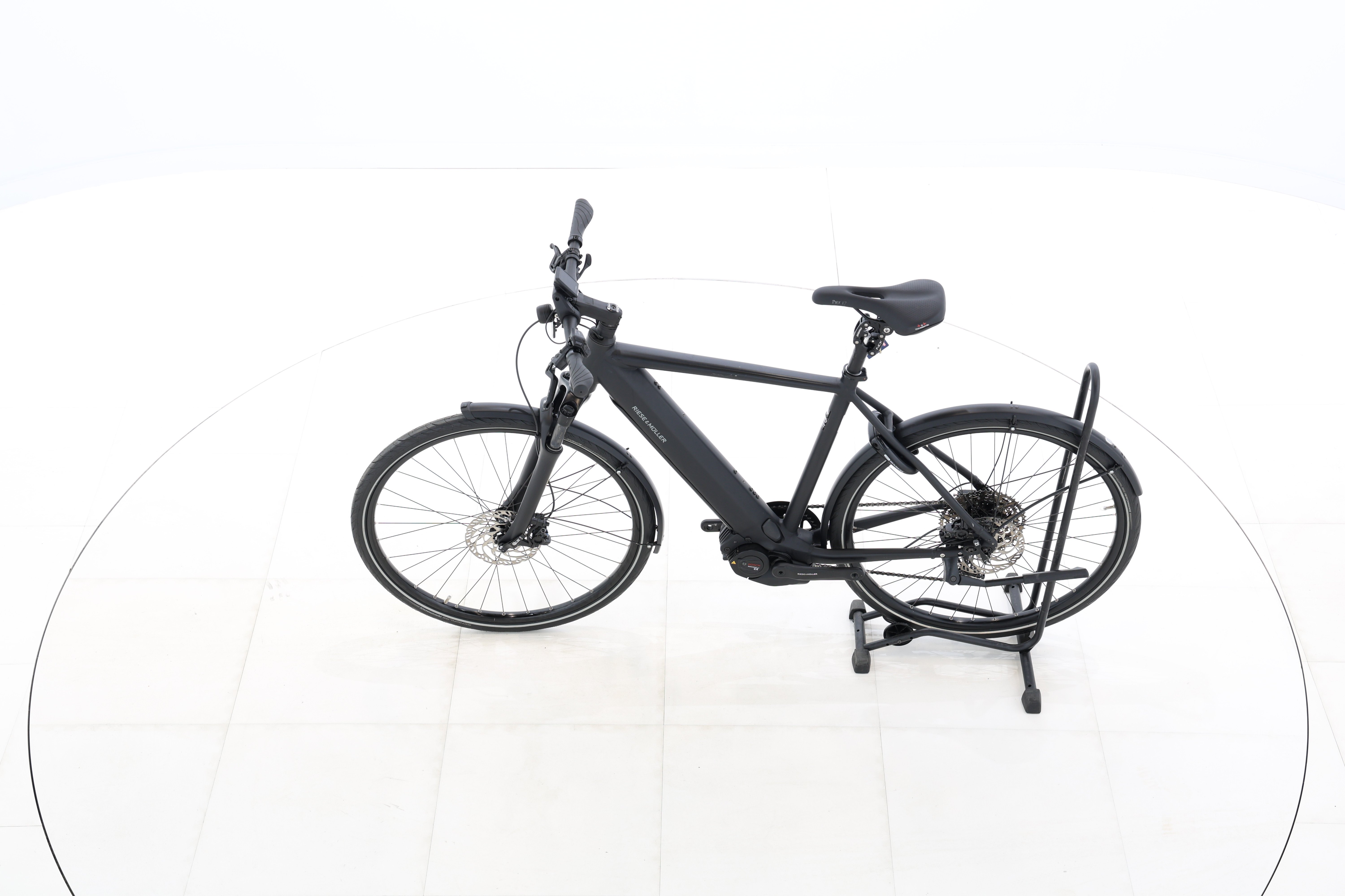 a6959b3b-692f-42ec-8d93-a8539eafd3e8