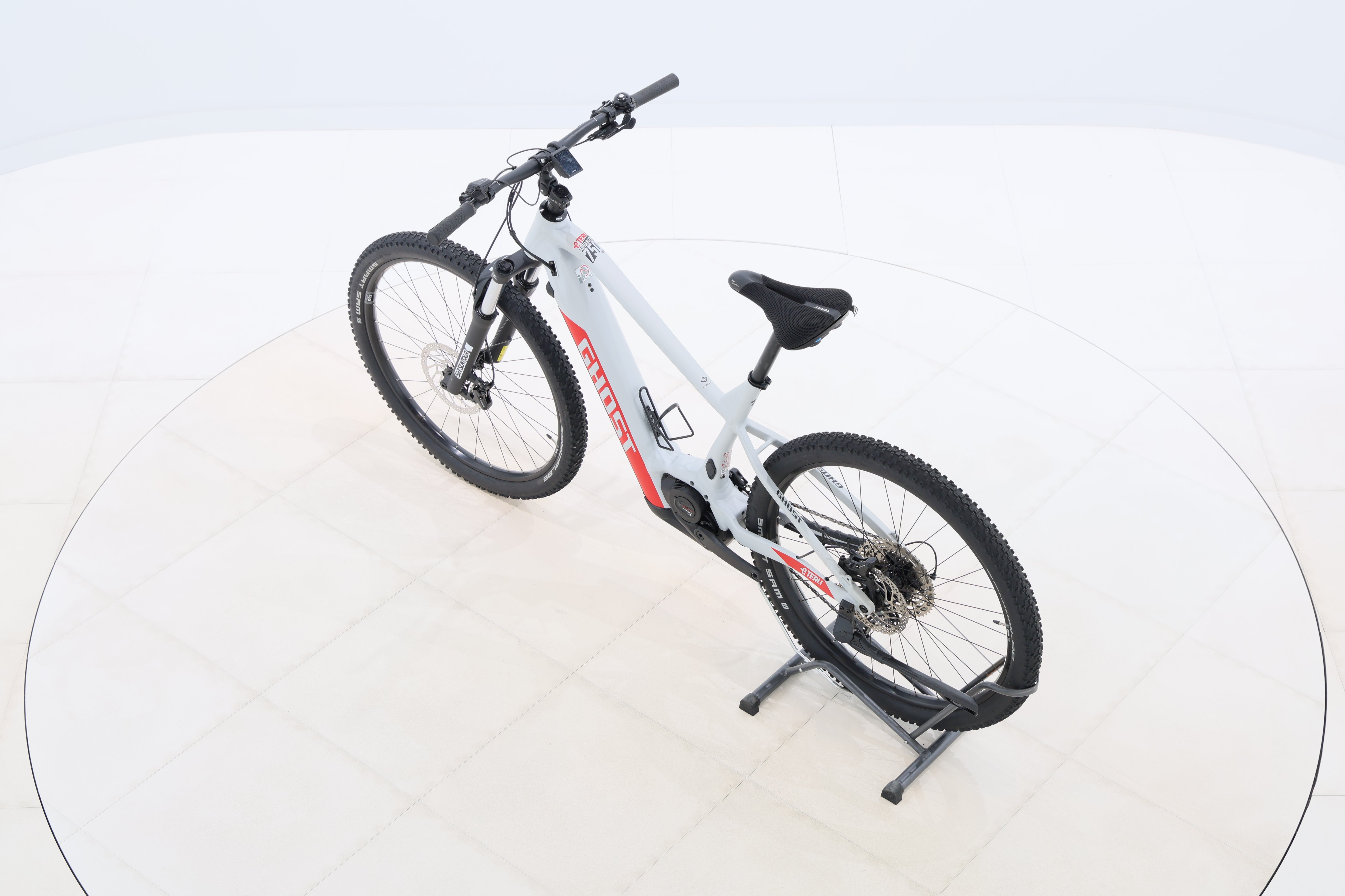 43c2d5ef-2313-4bdb-8fac-6a03276ee307