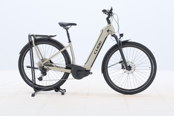 Cube KATHMANDU HYBRID PRO 750 2024