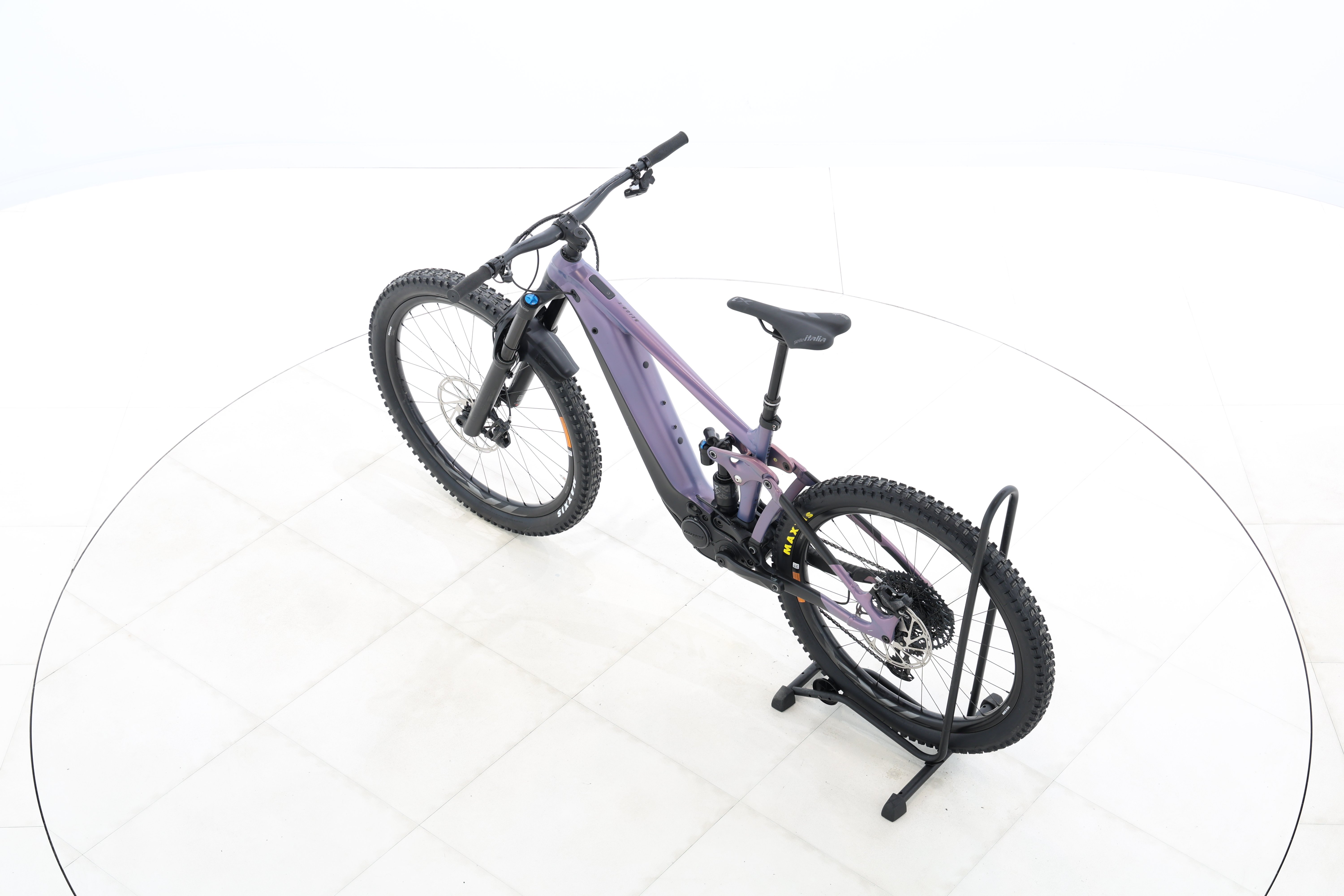 1ac5f31b-244e-480d-bc4b-202d59ef570c