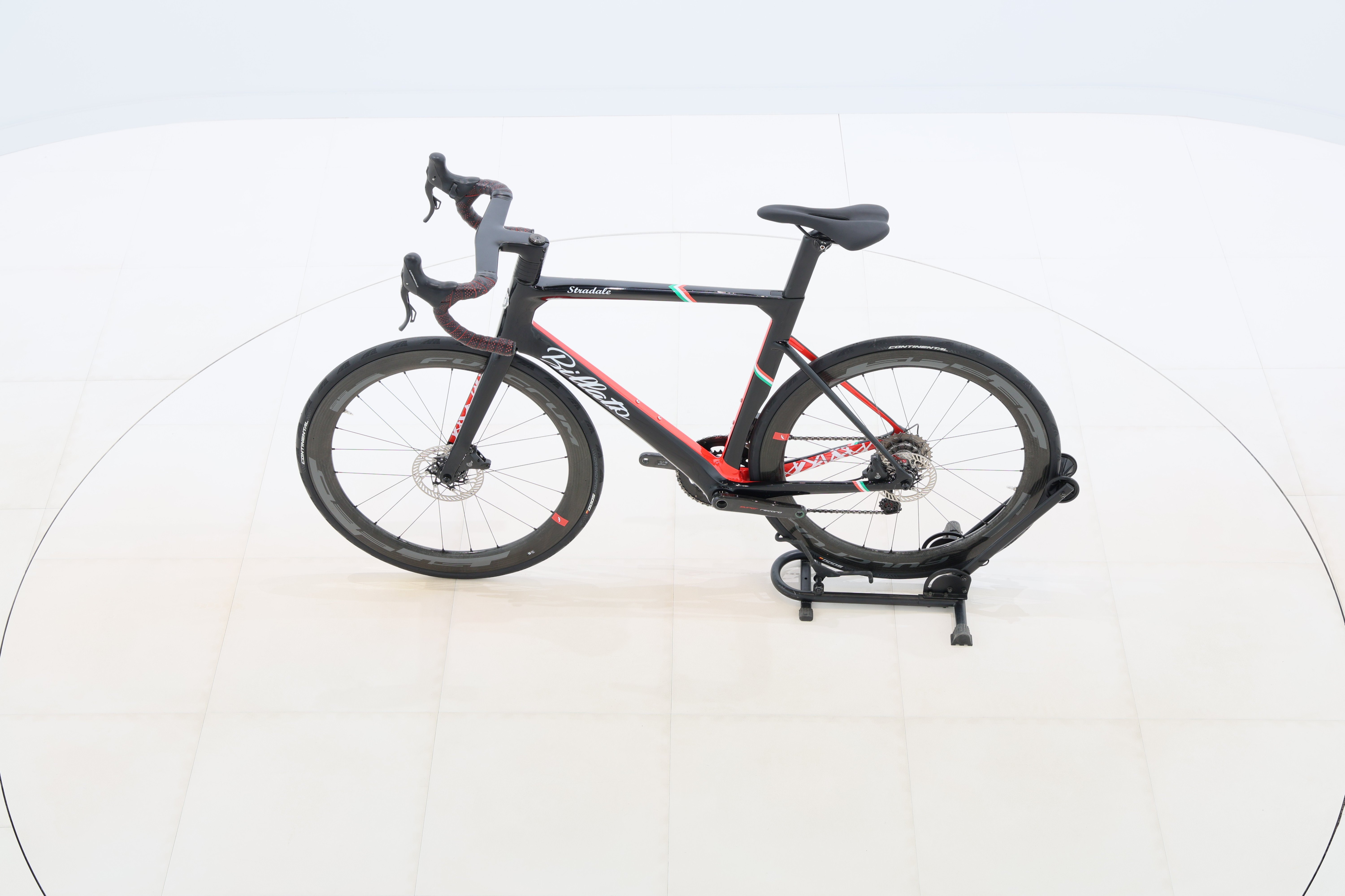 04cd83b8-4e7b-4925-ab97-6862d299caa7