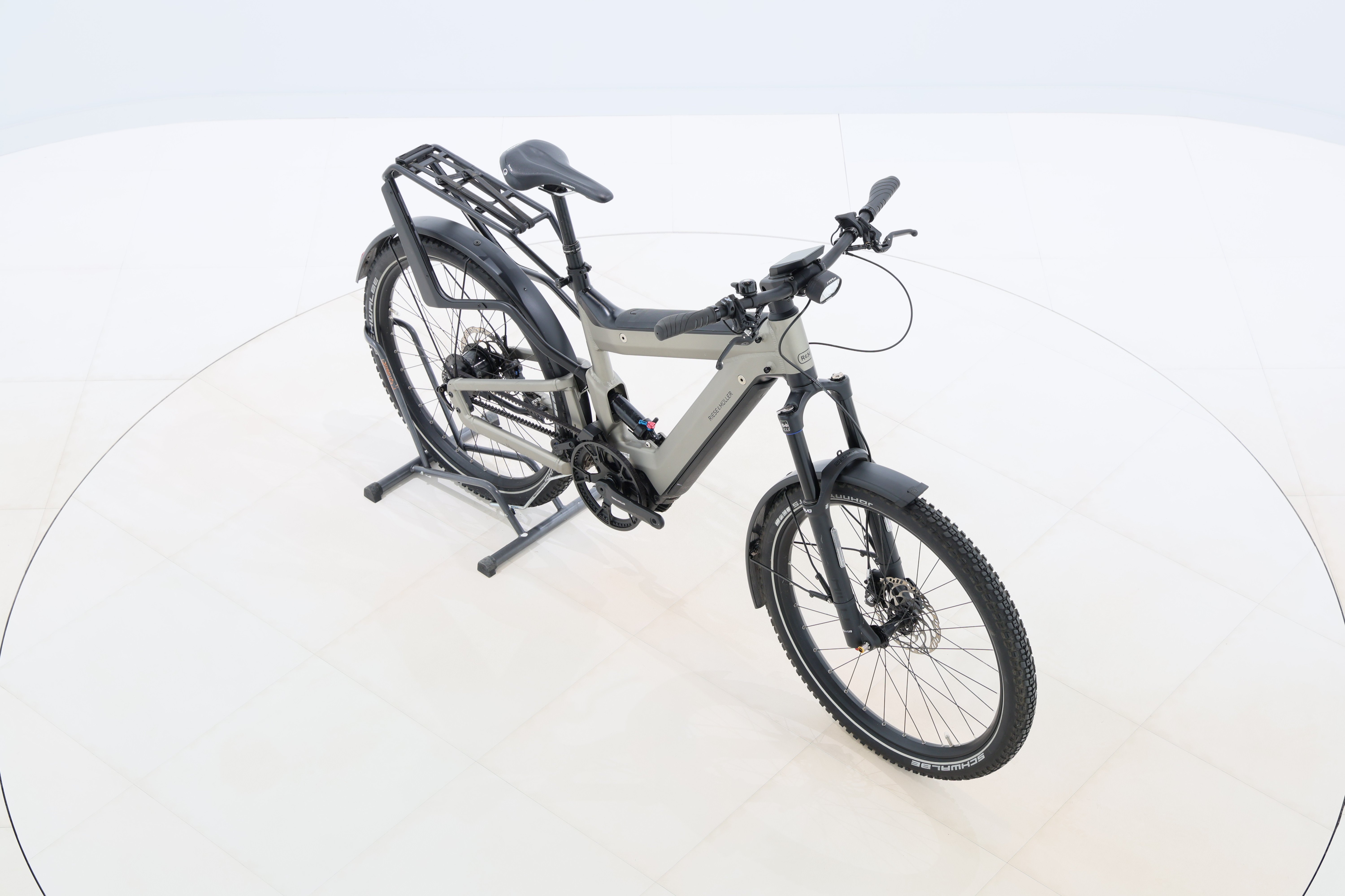 04cca609-b505-4ddb-a736-3cfa97a24fad