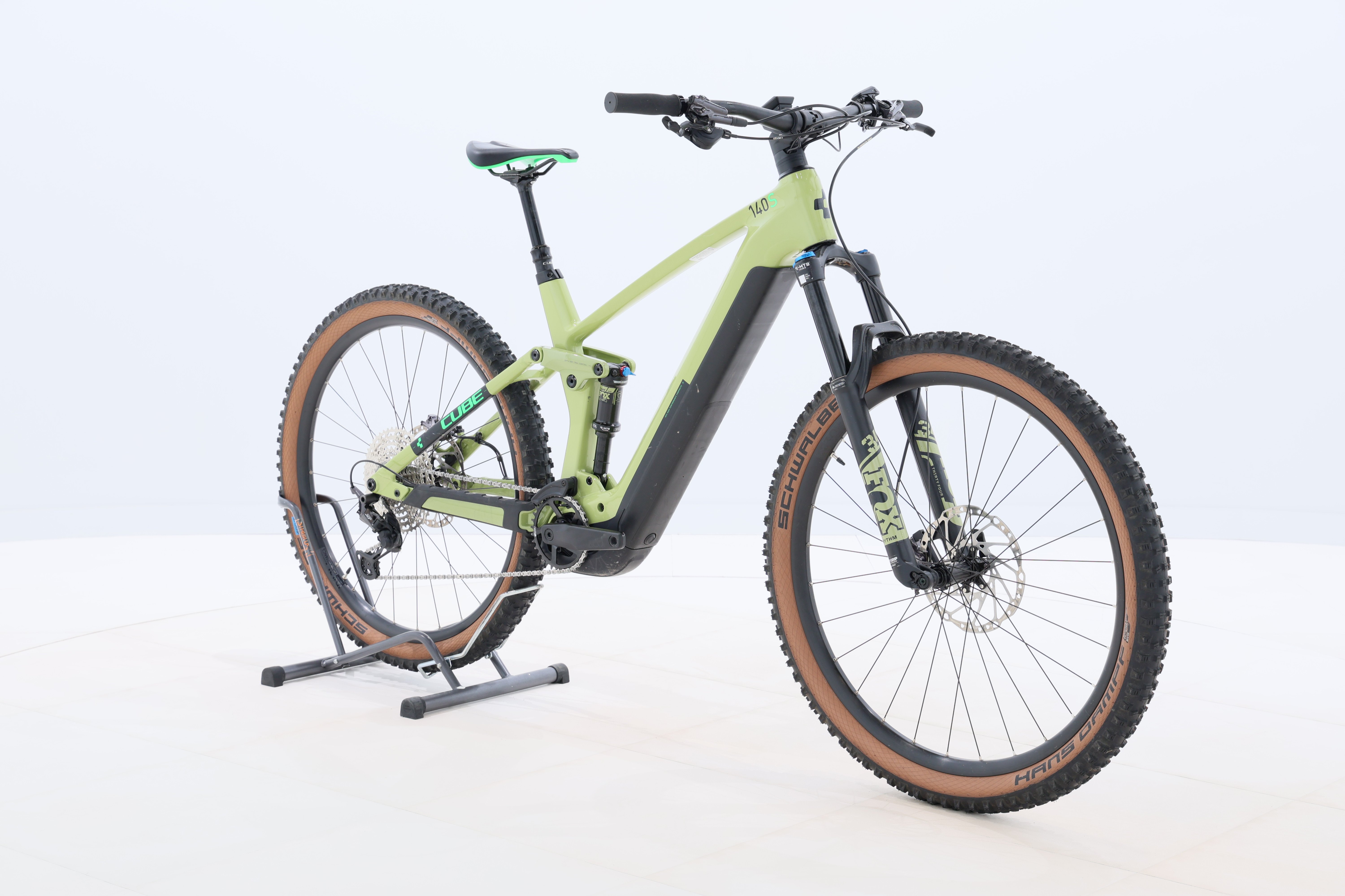 73cc716d-226b-43dd-b0b7-3324b450b948