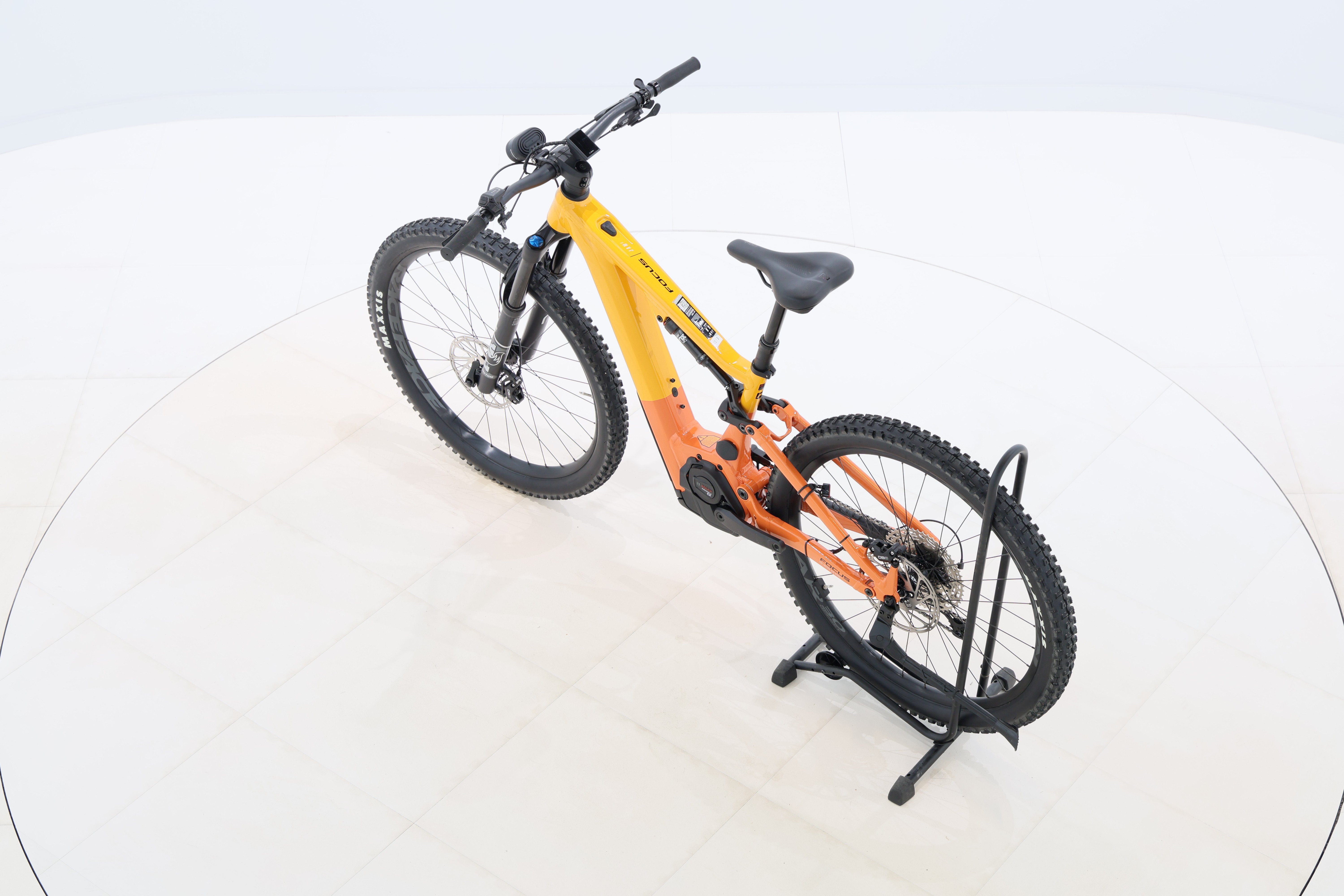 ddafe04e-f914-465f-beba-27c9982dab6e