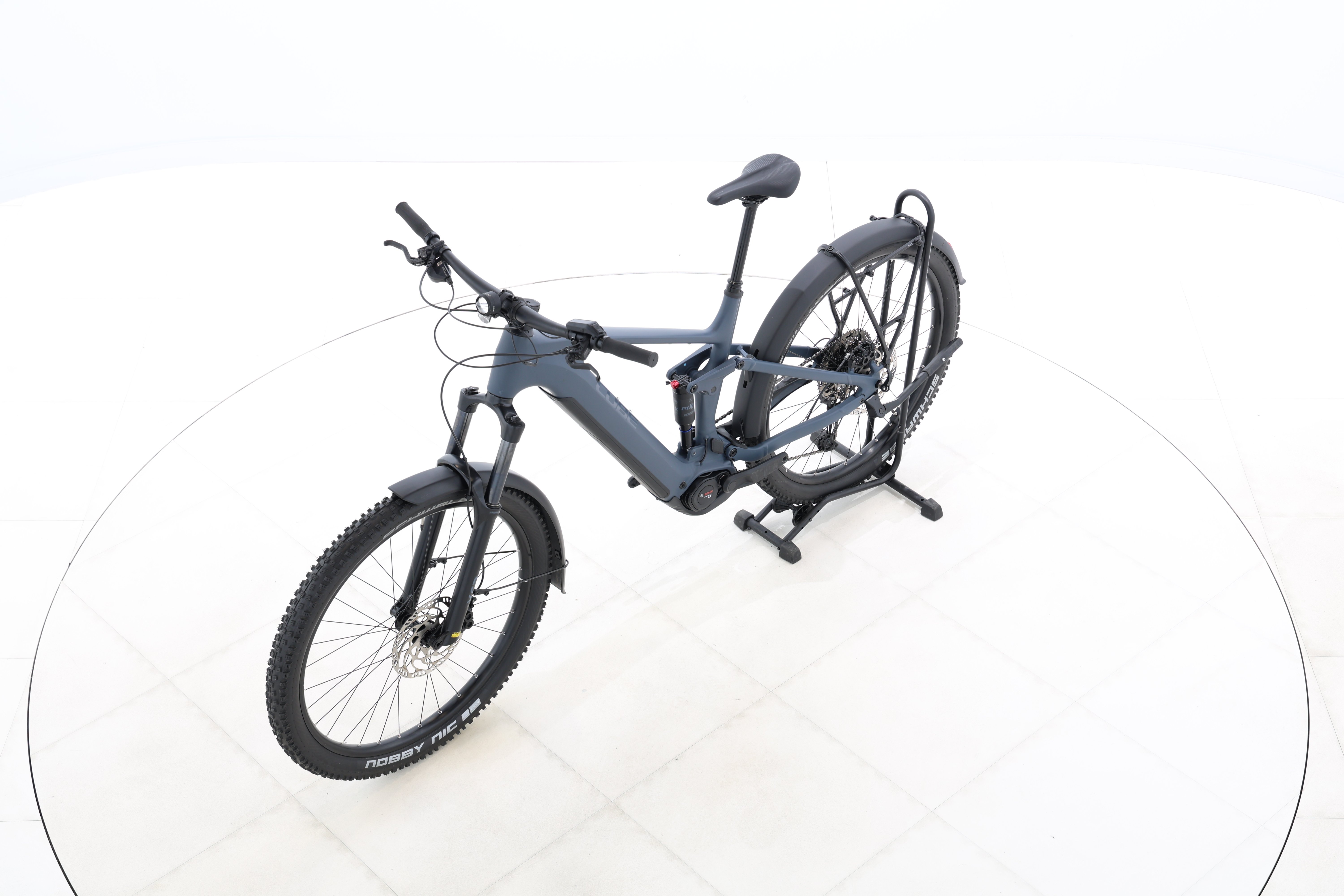 3f5cd1e7-e868-4bb9-b8c5-0ffb56fc099a