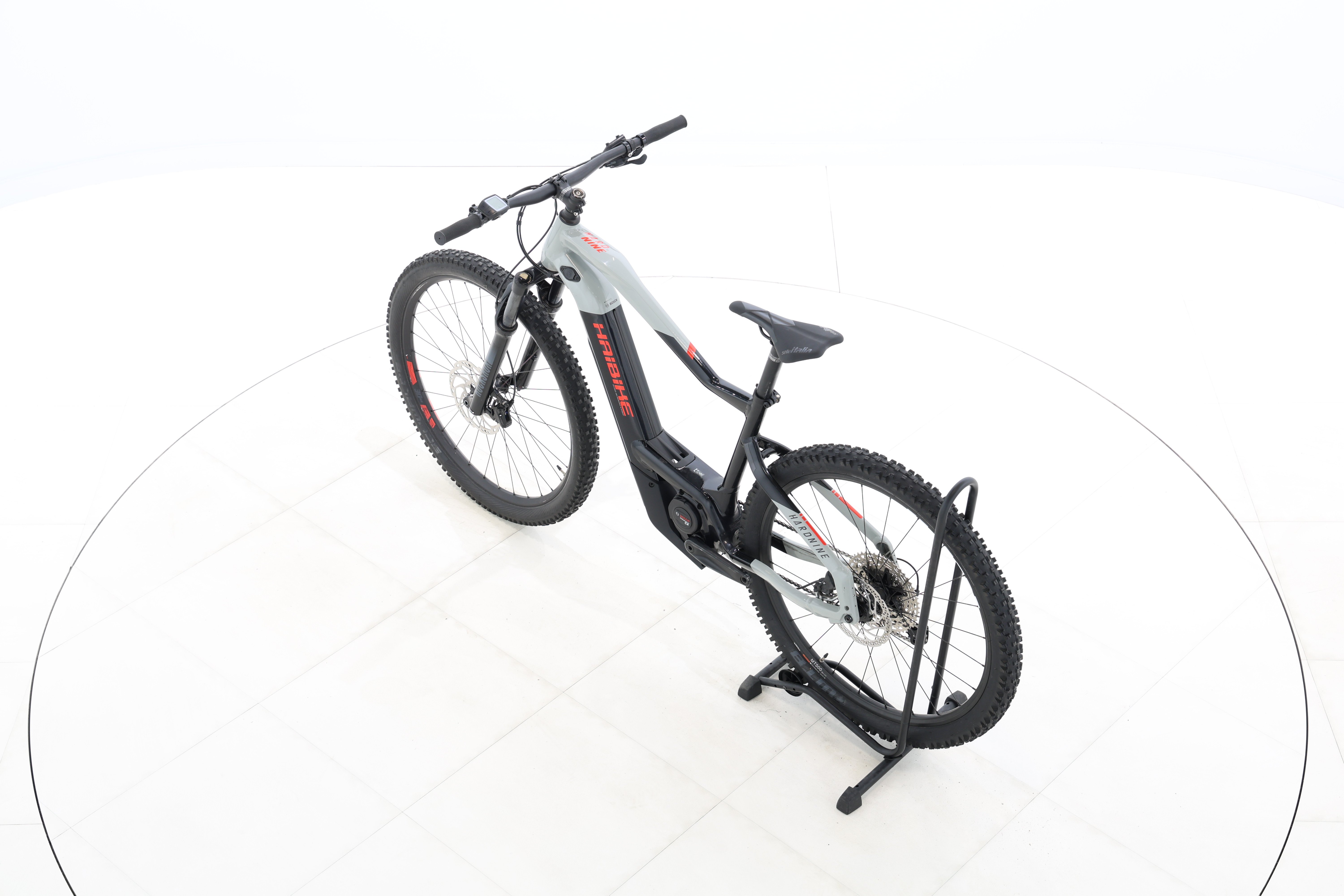 03a1c8b1-6c82-4f8e-8dd1-bb068263e76a