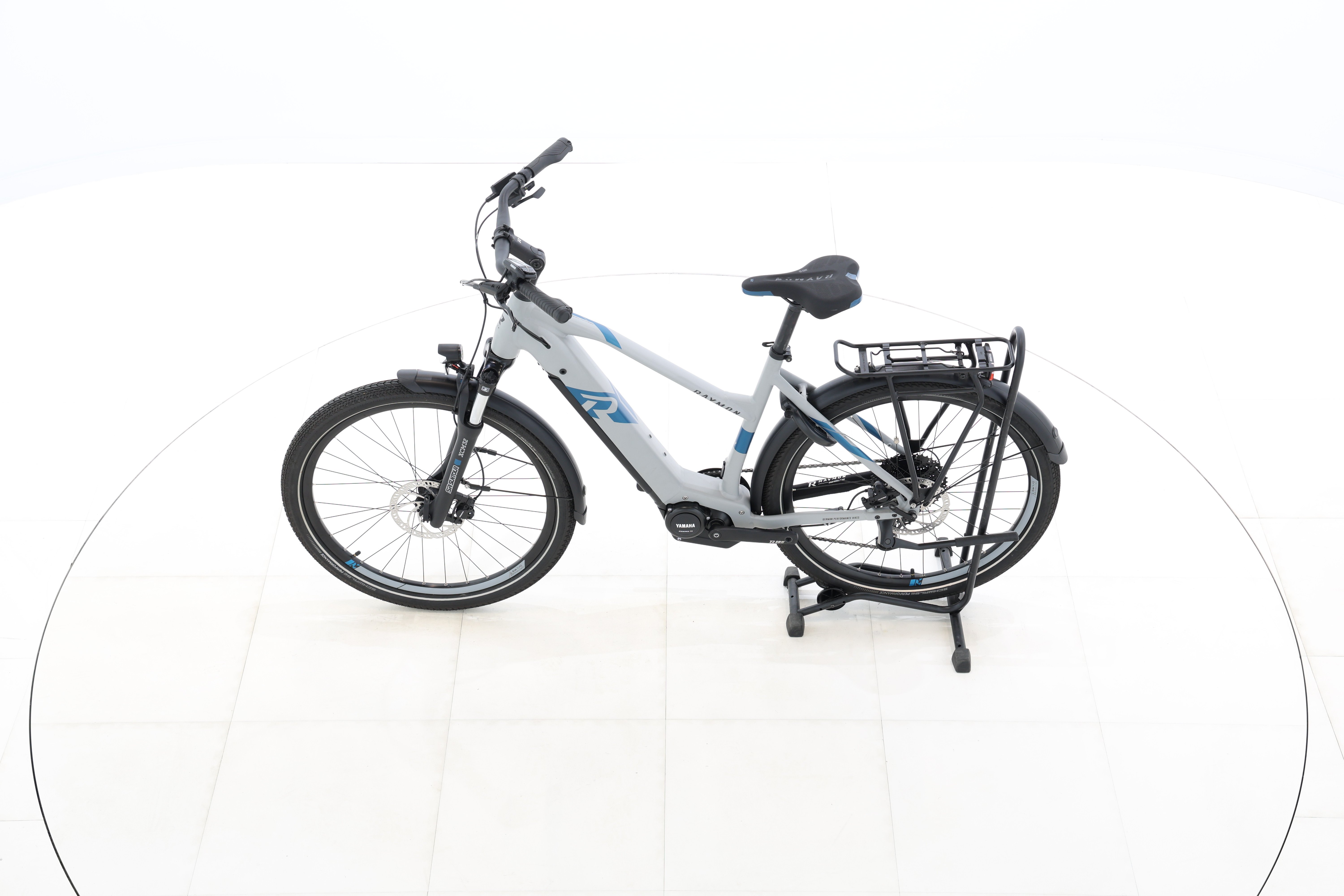 b1af85a9-6846-404c-bf66-f959249687f0