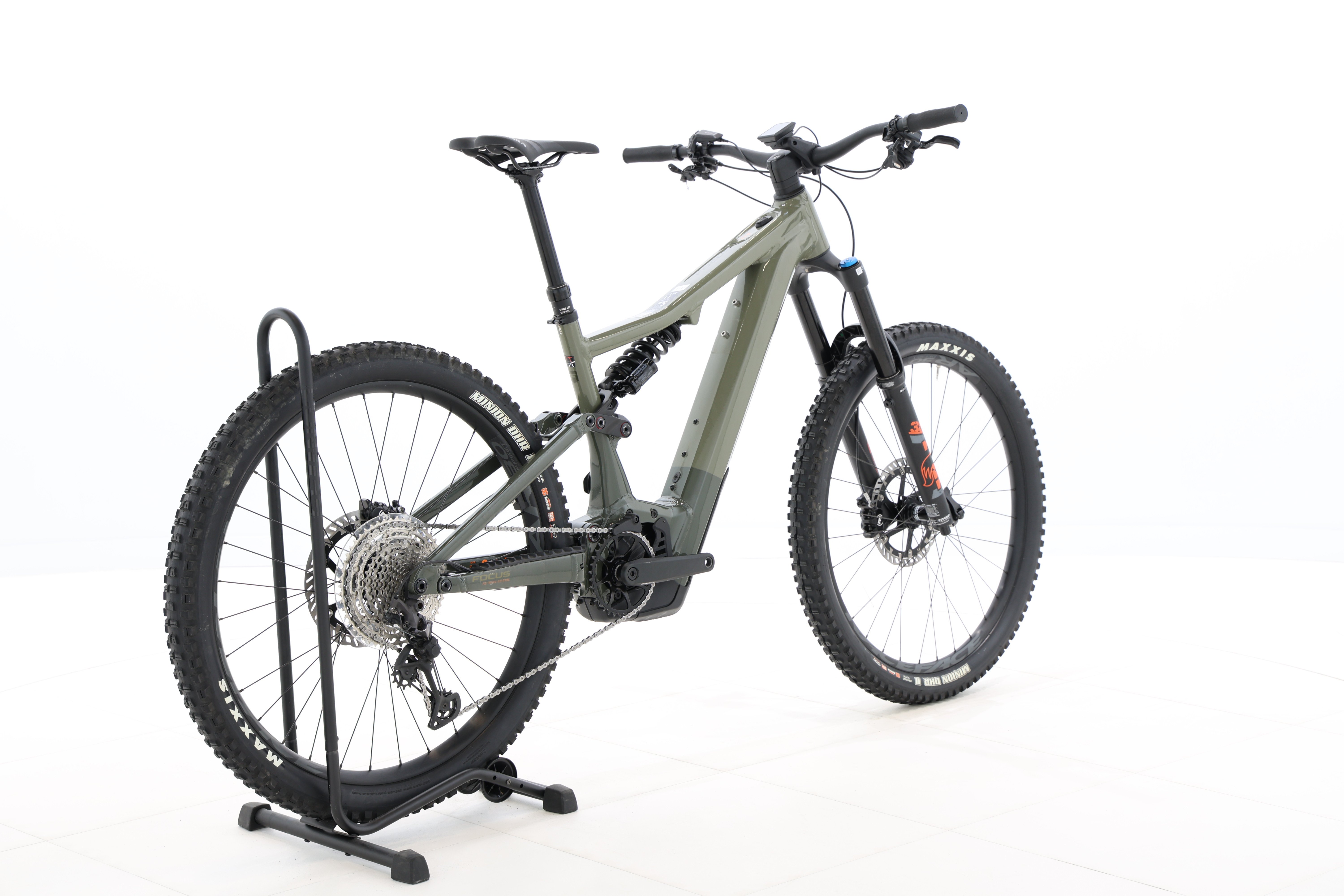 dcd0734c-440c-4a6d-8af7-24fa992164eb