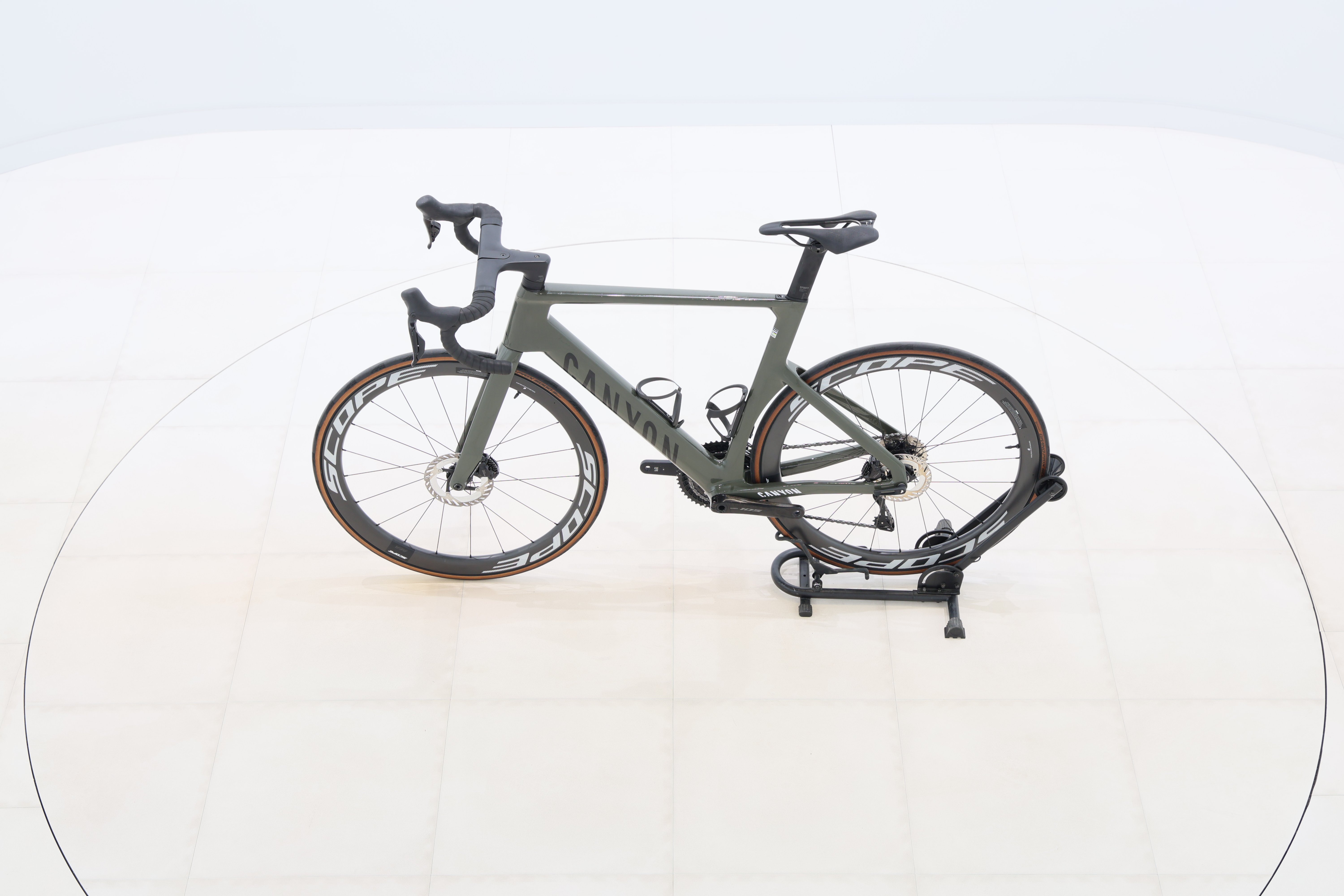 b1afb538-4769-4e65-b0b9-5f497ad3eca2