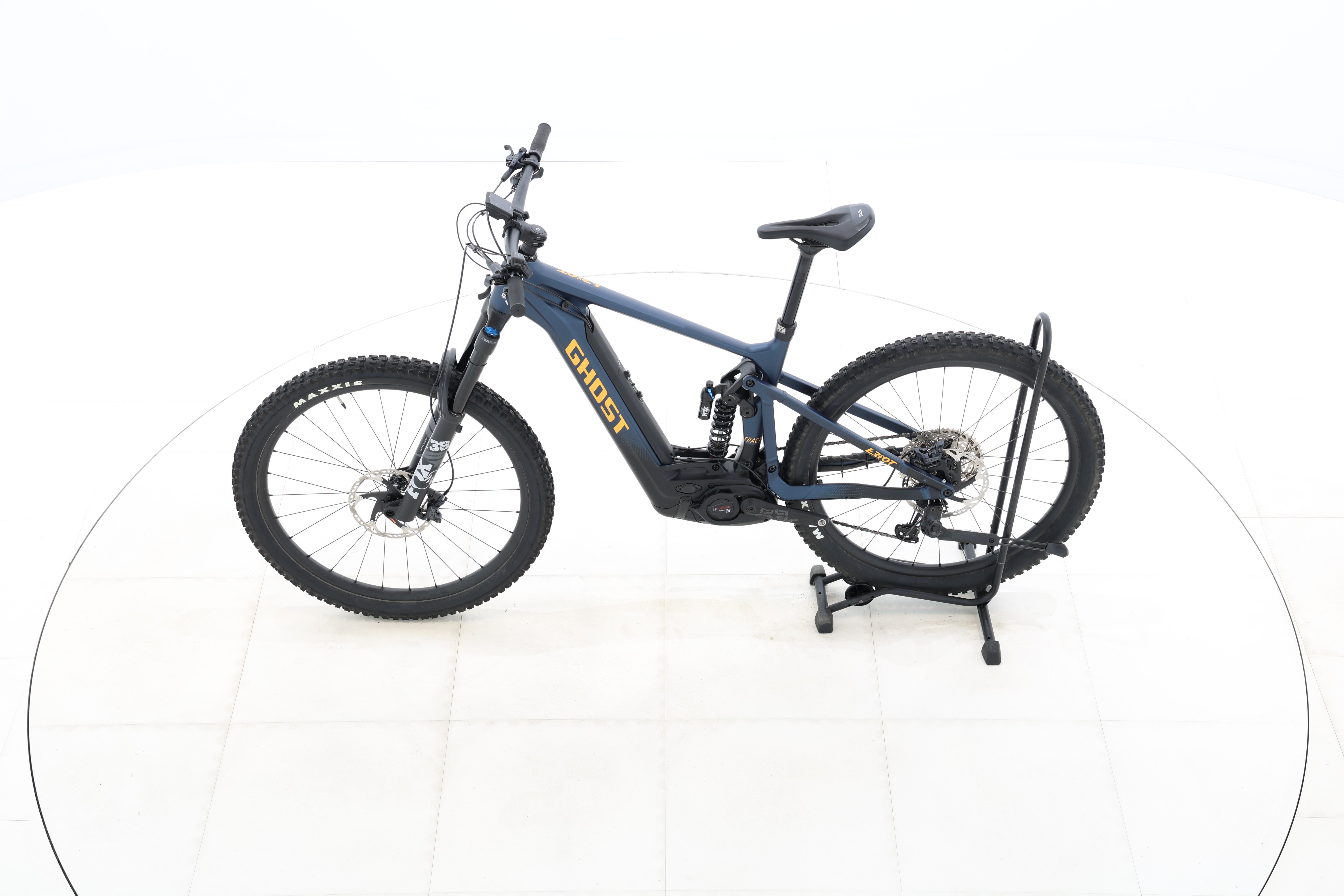 b9fa7910-bb11-46c6-ab70-0b42c1c06544