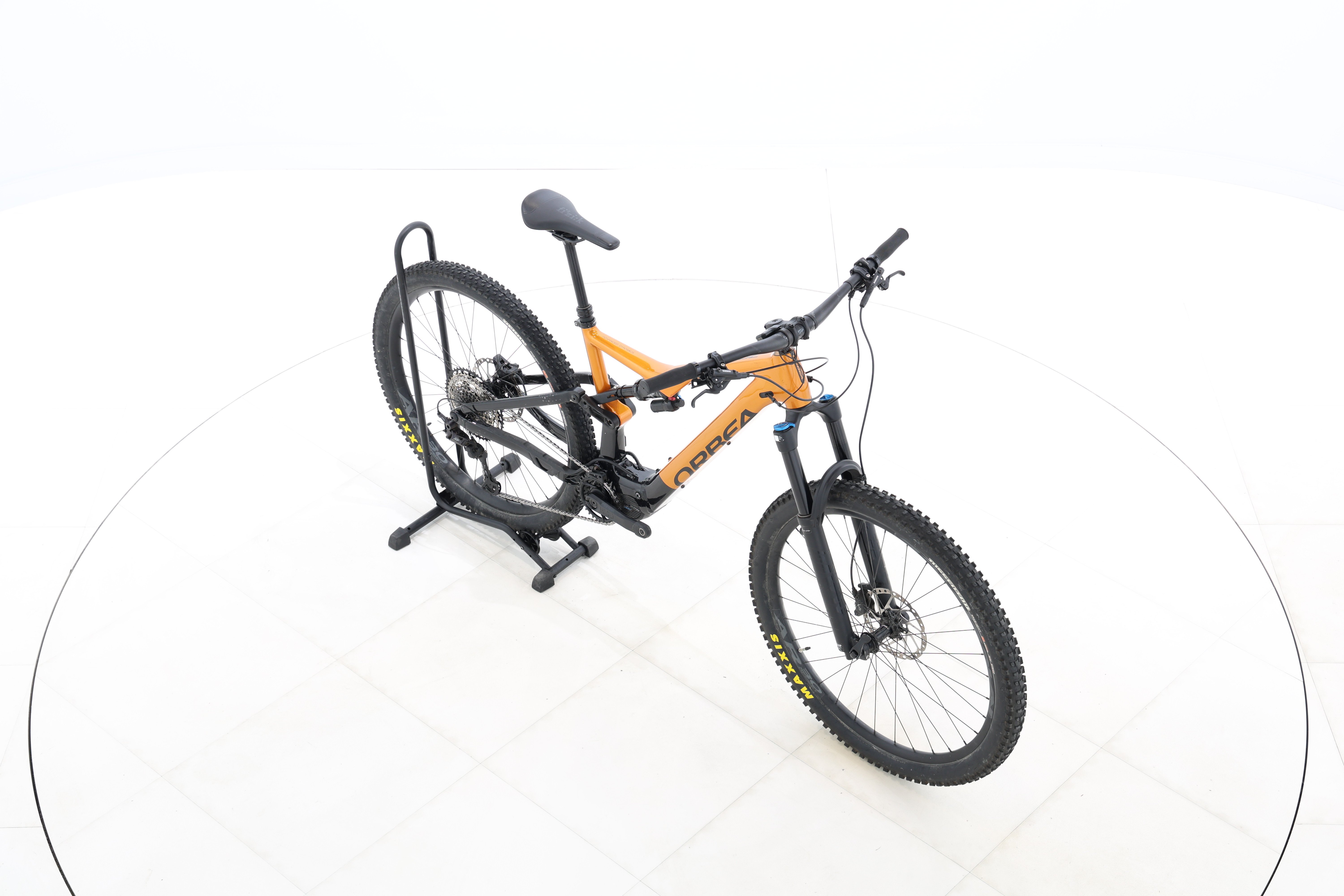 dfc2cb16-e828-4537-a663-aa91dac4c9e9